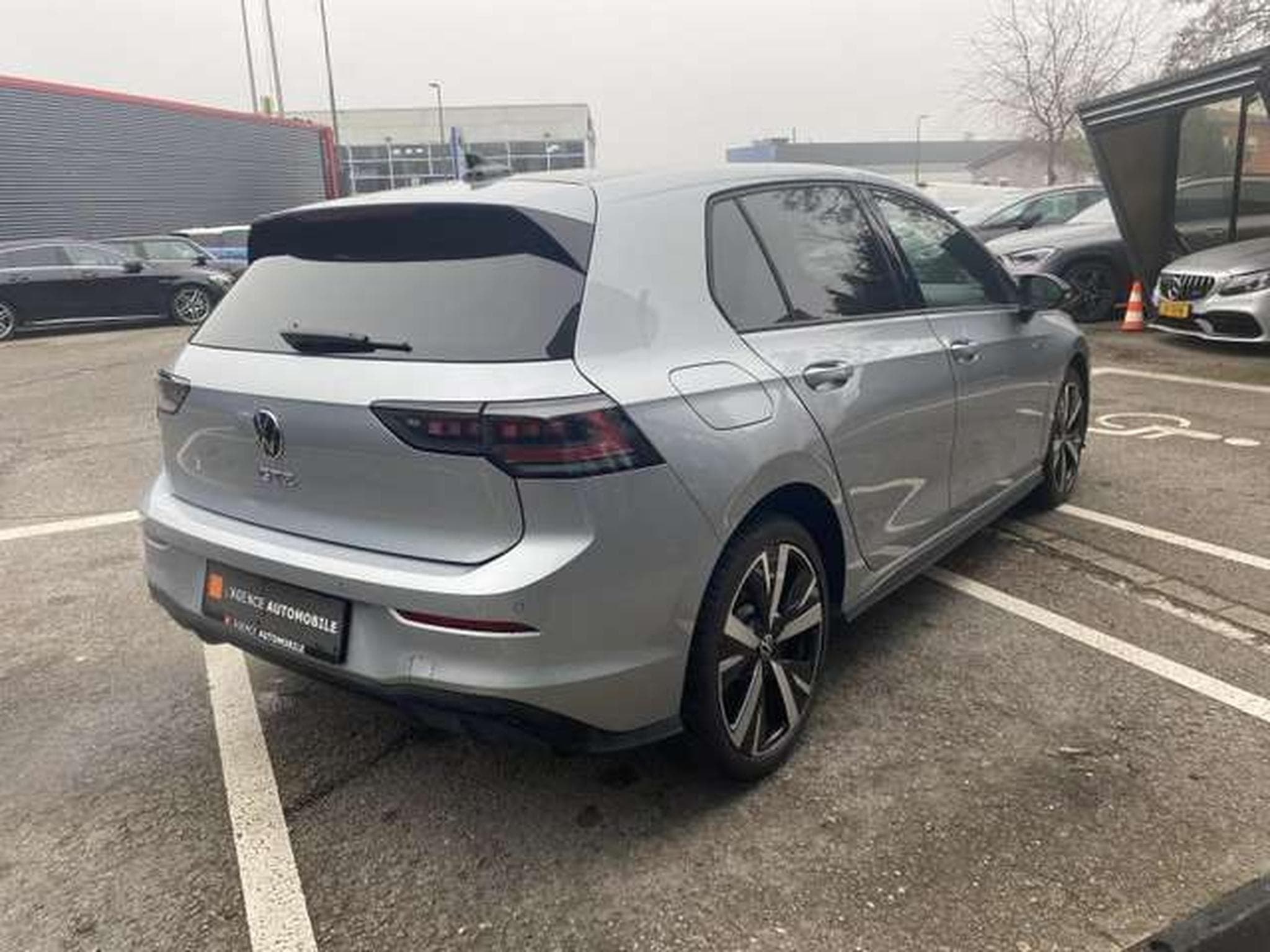 VW Golf Hybride - JUSQU'A 36 MOIS DE GARANTIE (2024) - Photo 5