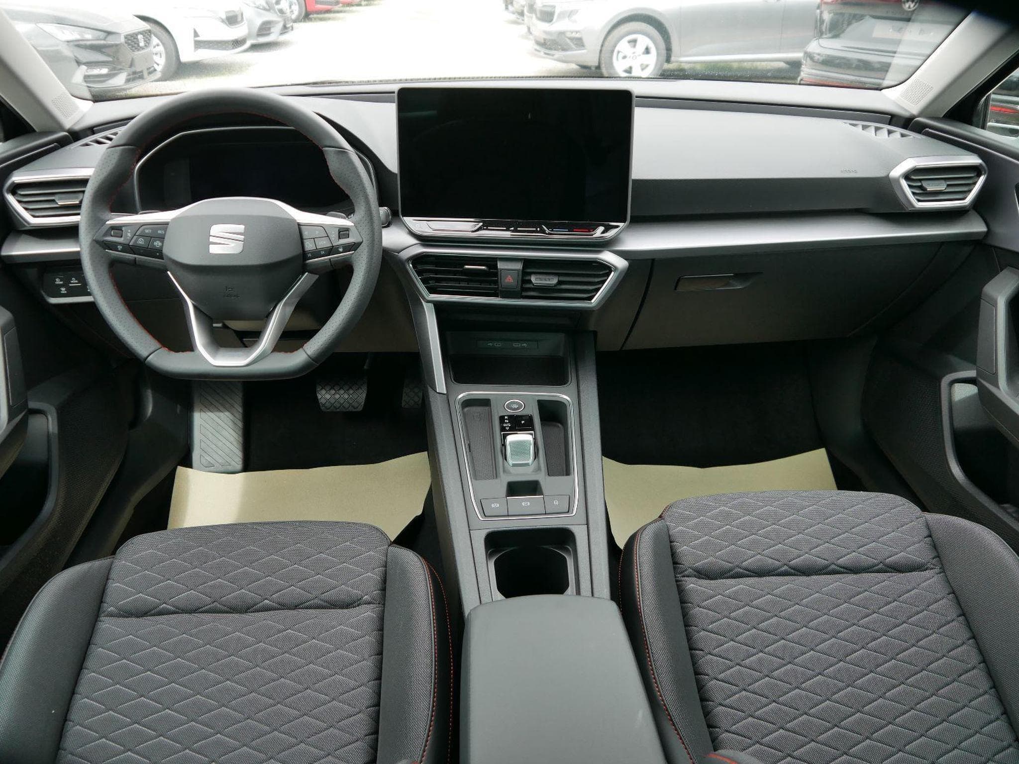 Seat Leon FR 2.0 TDI (2025) - Photo 11