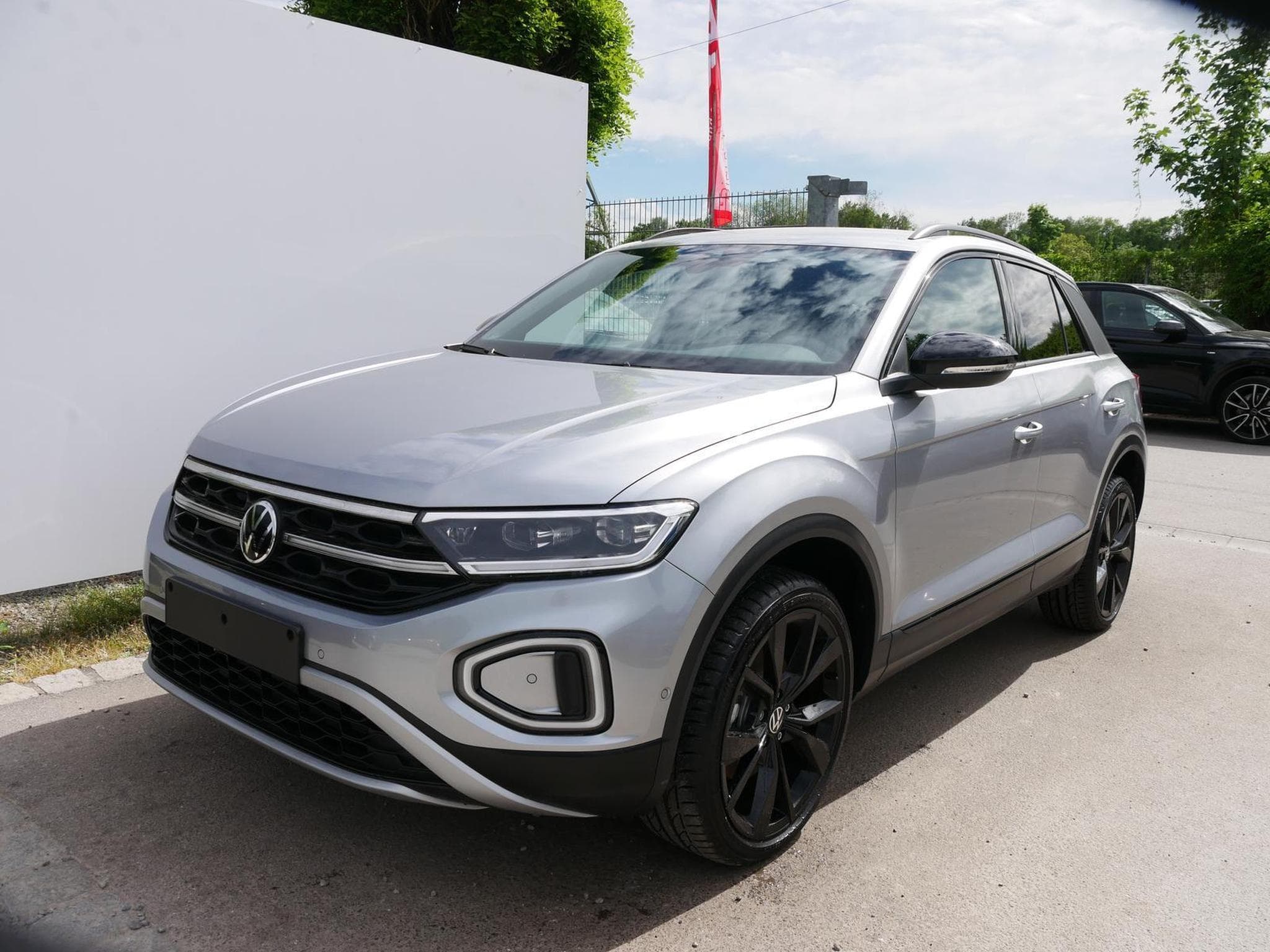 VW T-Roc Black Style (2026) - Photo 1
