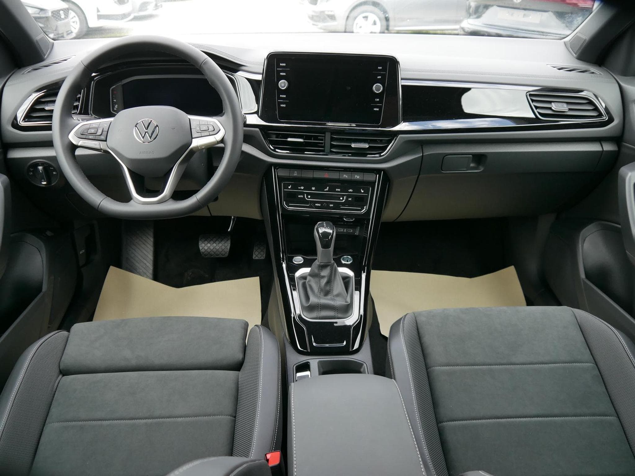 VW T-Roc Black Style (2026) - Photo 10