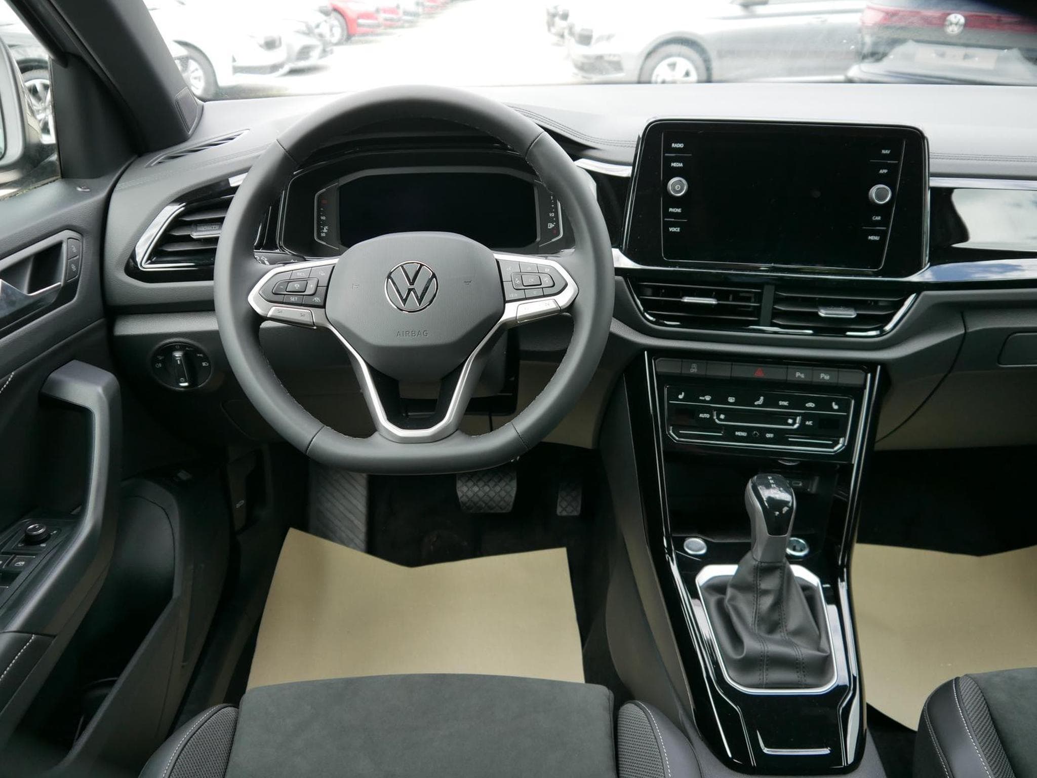 VW T-Roc Black Style (2026) - Photo 11