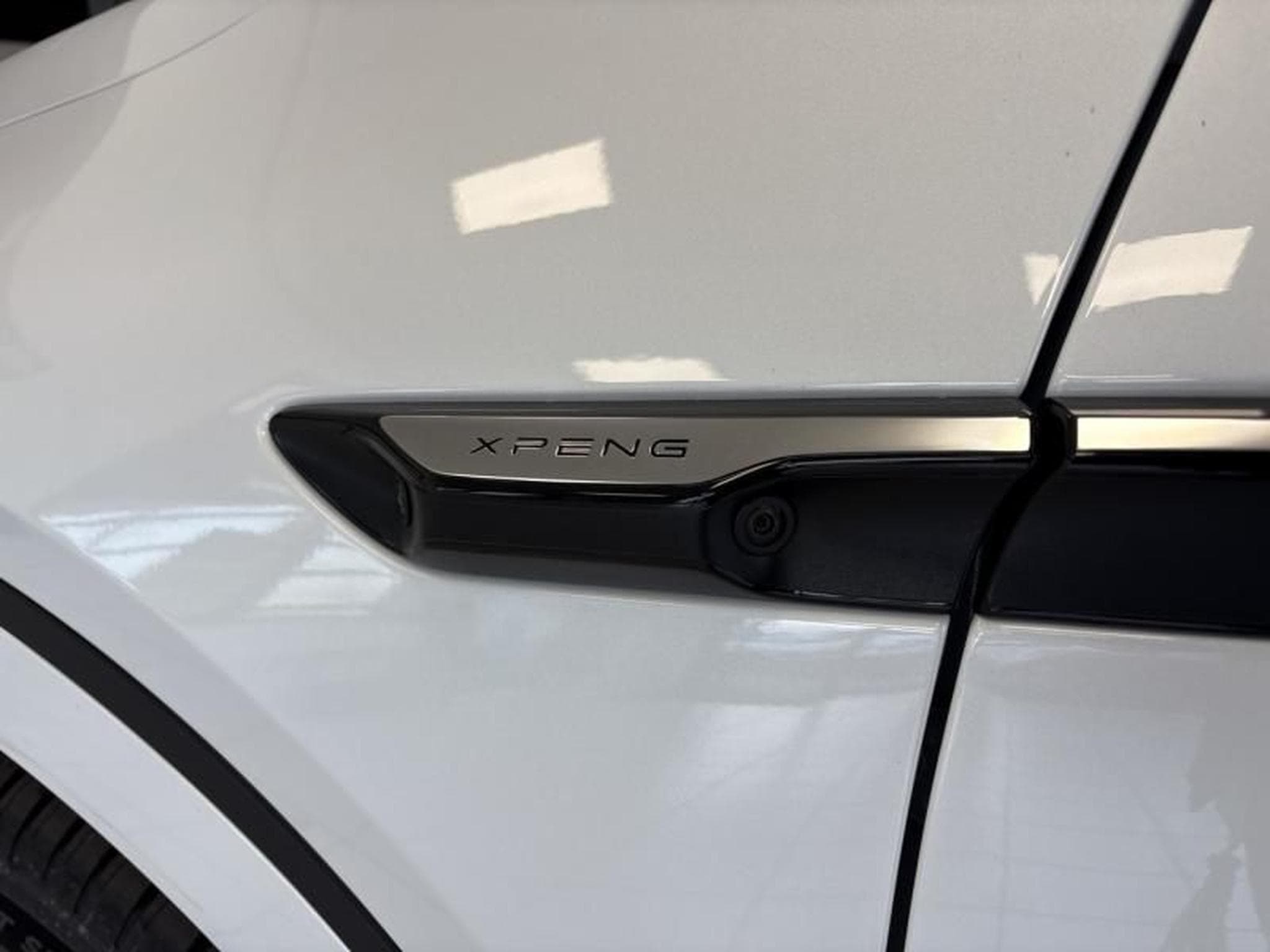 Xpeng G6 485ch 80,8kWh AWD Performance (2025) - Photo 14