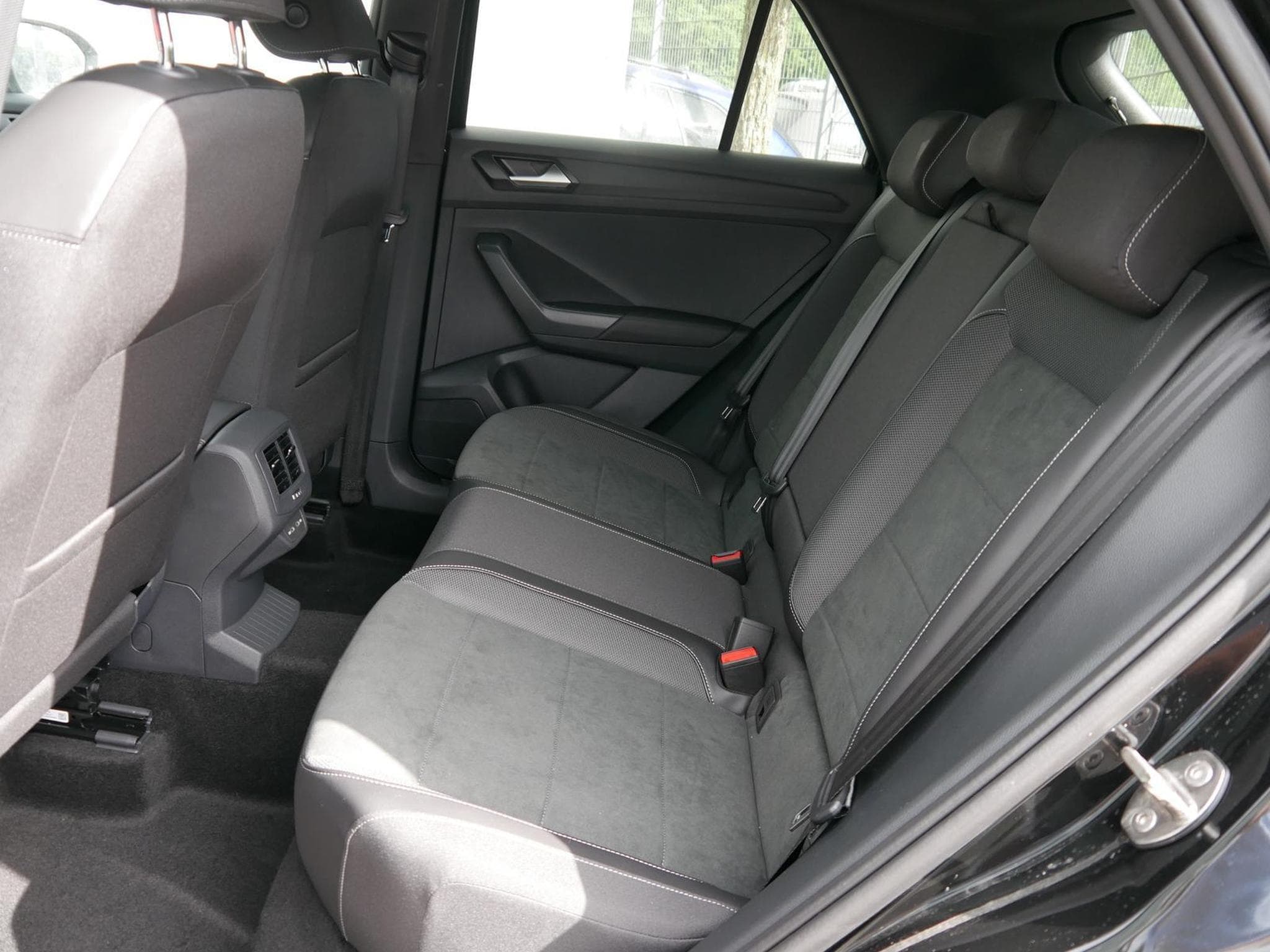 VW T-Roc Black Style (2026) - Photo 8