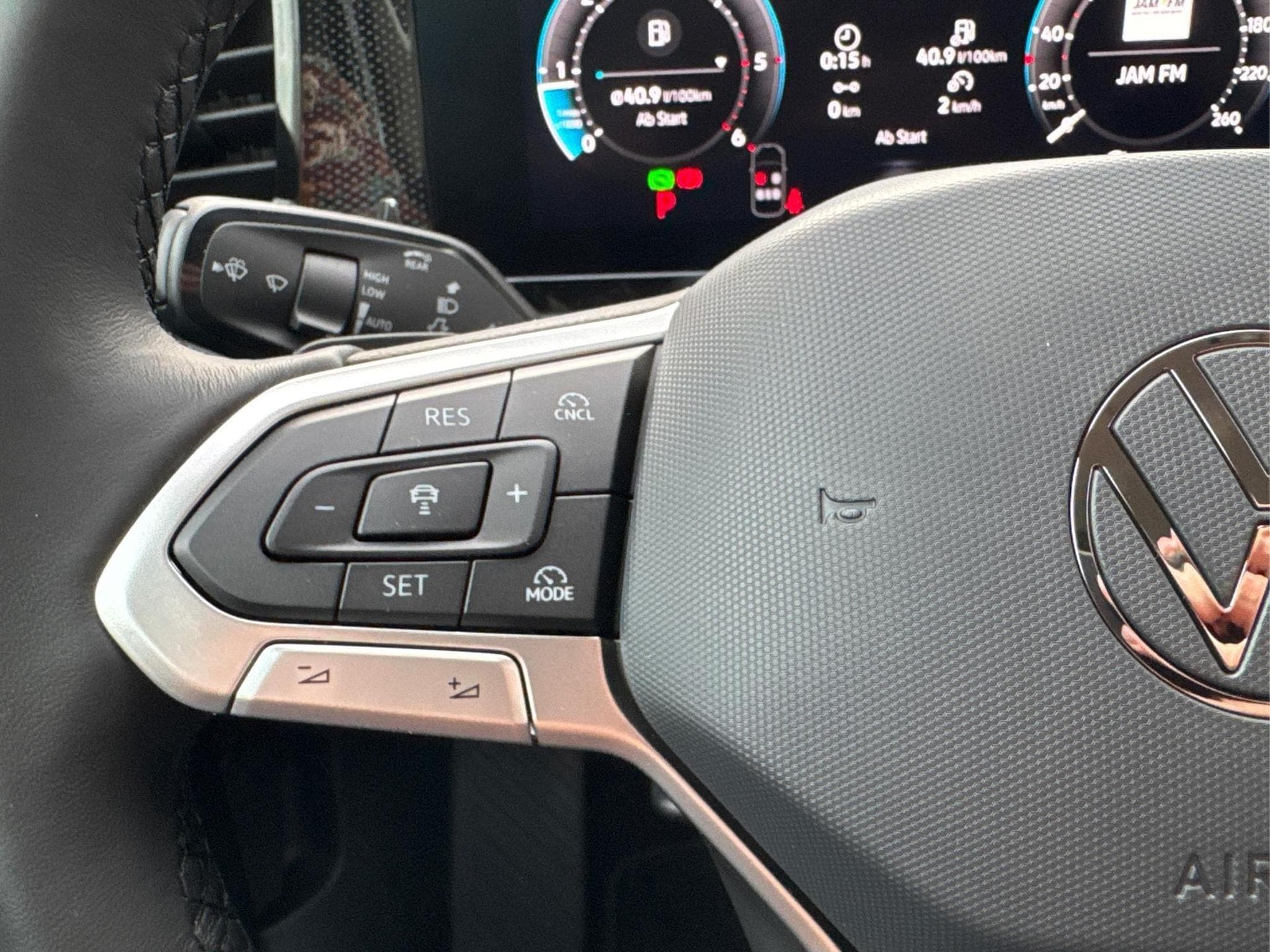 VW Passat Variant Business (2026) - Photo 14