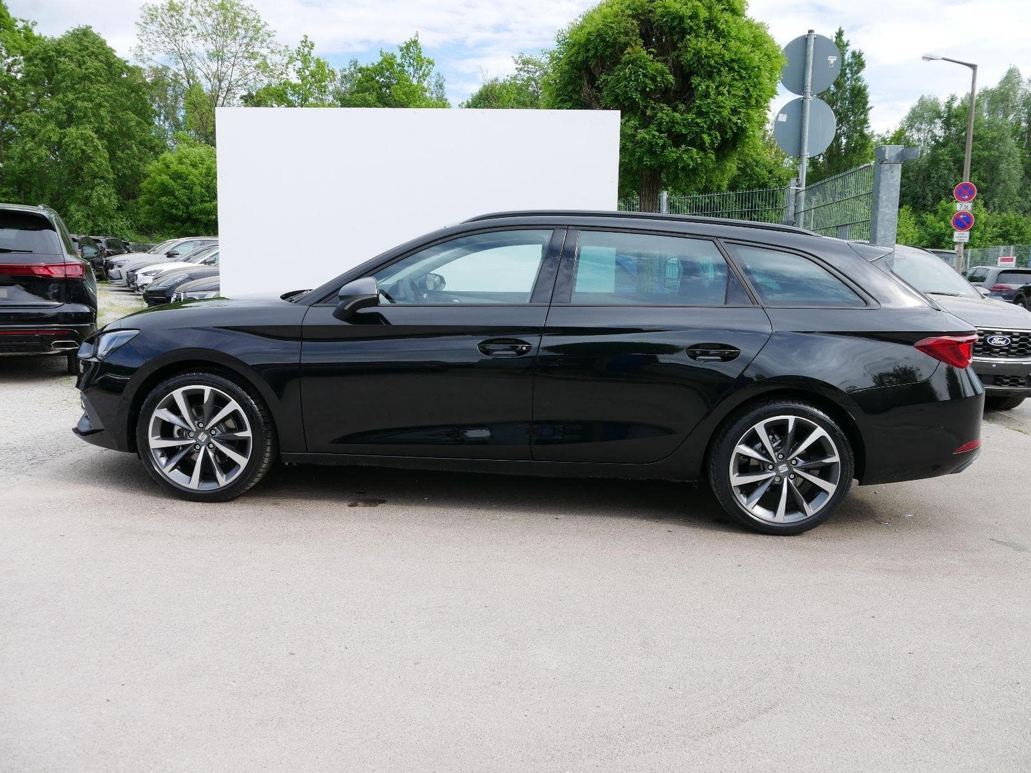 Seat Leon FR 2.0 TDI (2025) - Photo 3