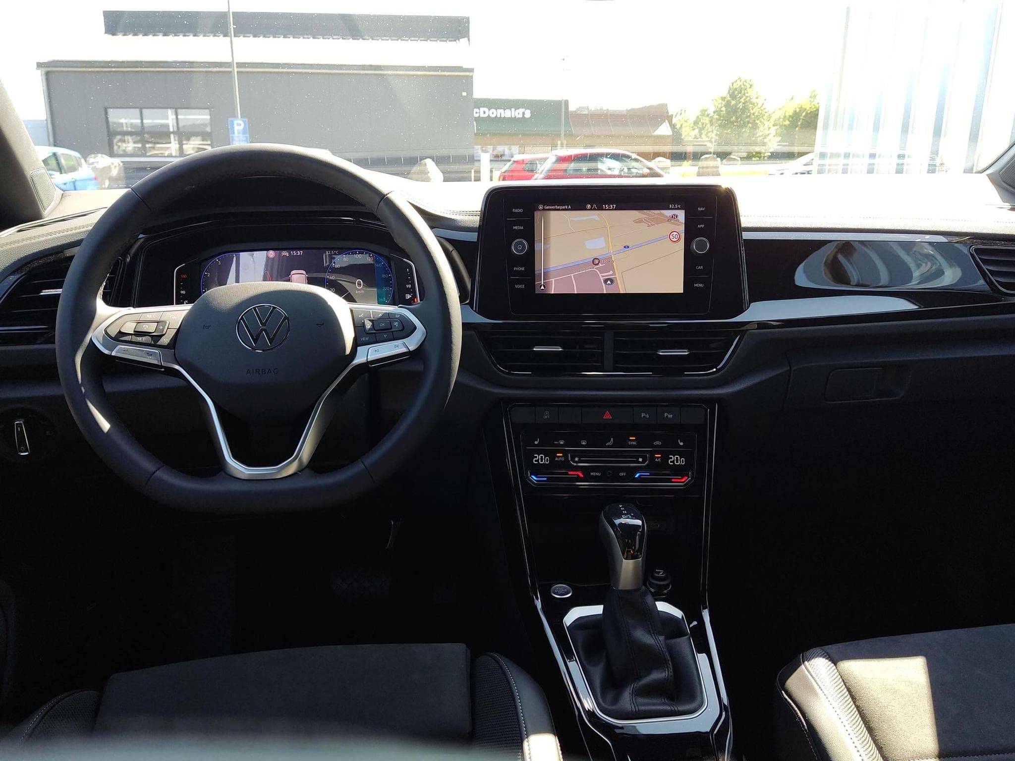 VW T-Roc Black Style 1,5 (2026) - Photo 7