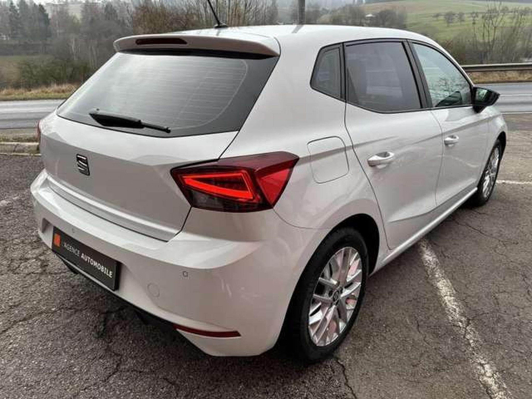 SEAT Ibiza 1.0 TSI STYLE - JUSQU'A 48 MOIS DE GARANTIE (2018) - Photo 6