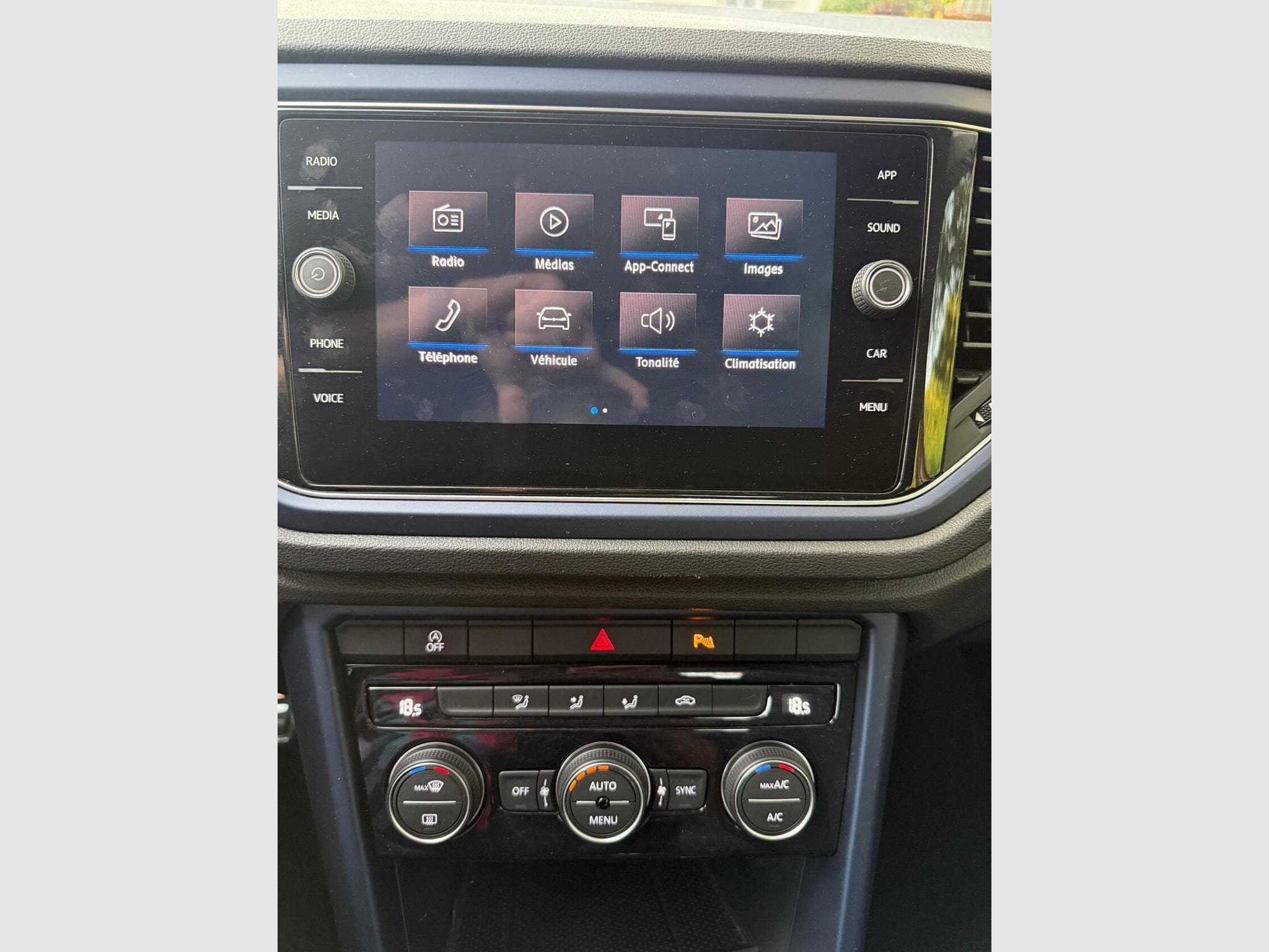 VW T-Roc 1.0 Tsi 115 cv (2020) - Photo 10