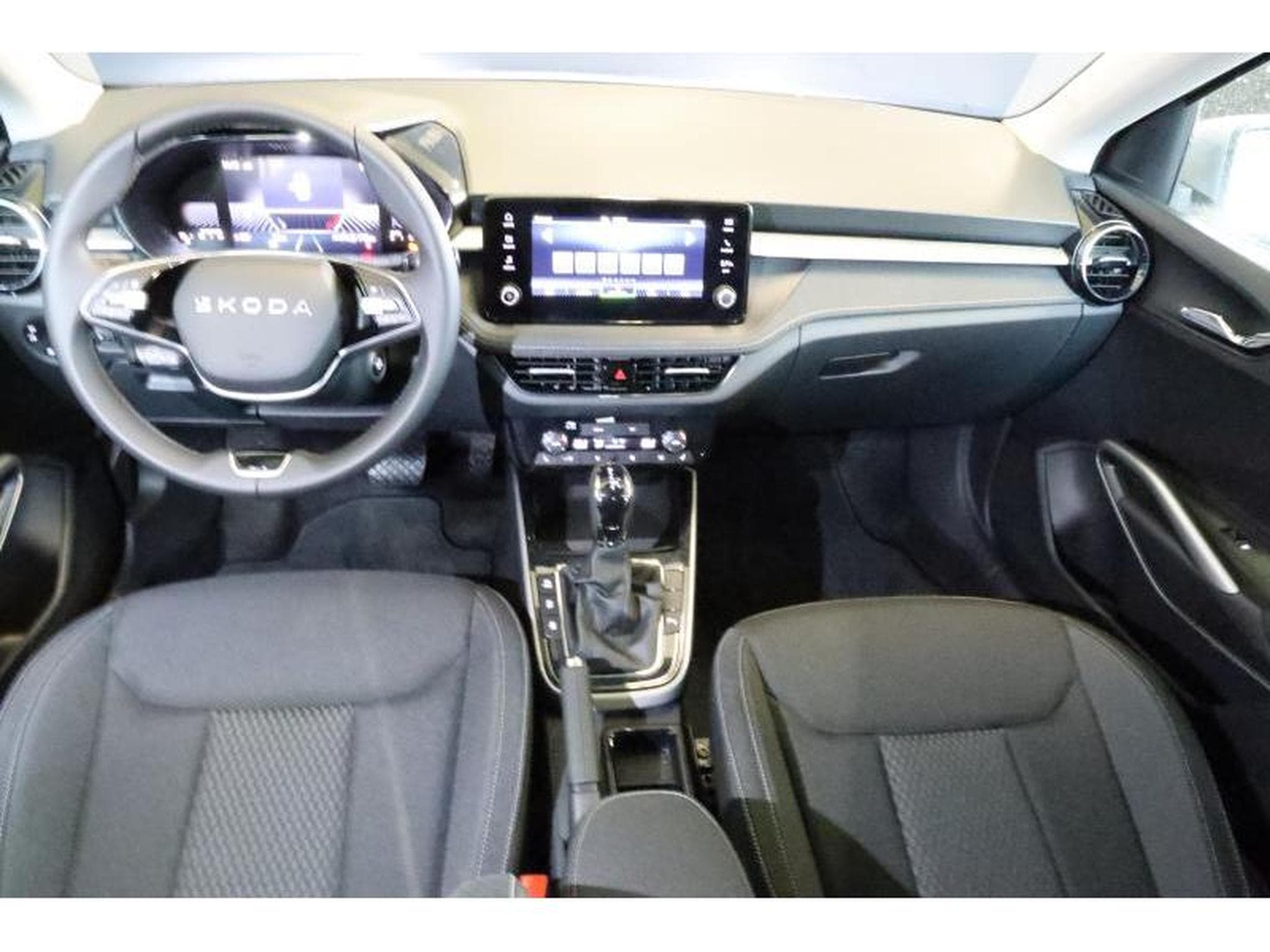 Skoda Fabia Selection (2025) - Photo 2