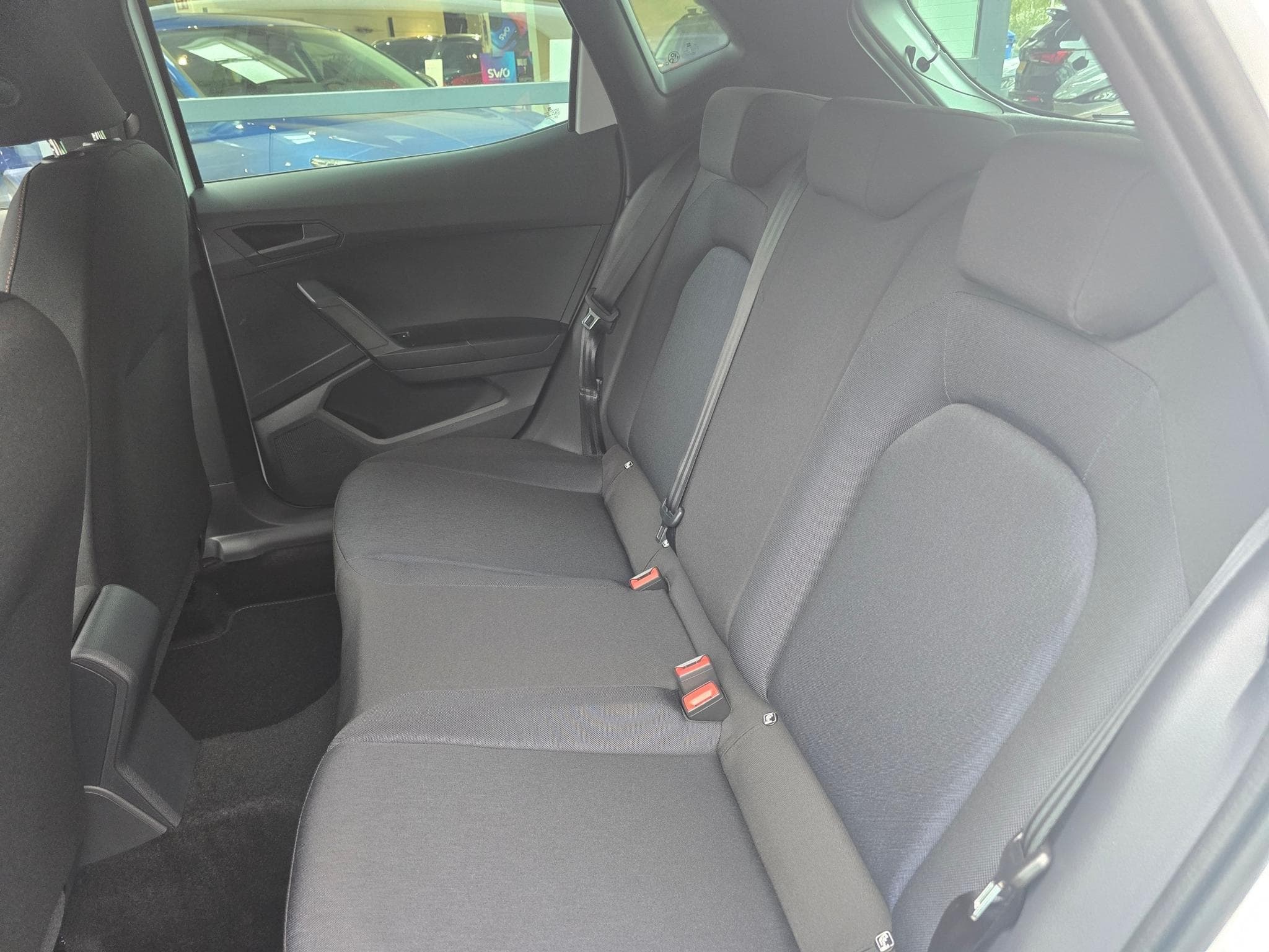 Seat Ibiza FR 1.0TSI 115ch DSG7 (2025) - Photo 6