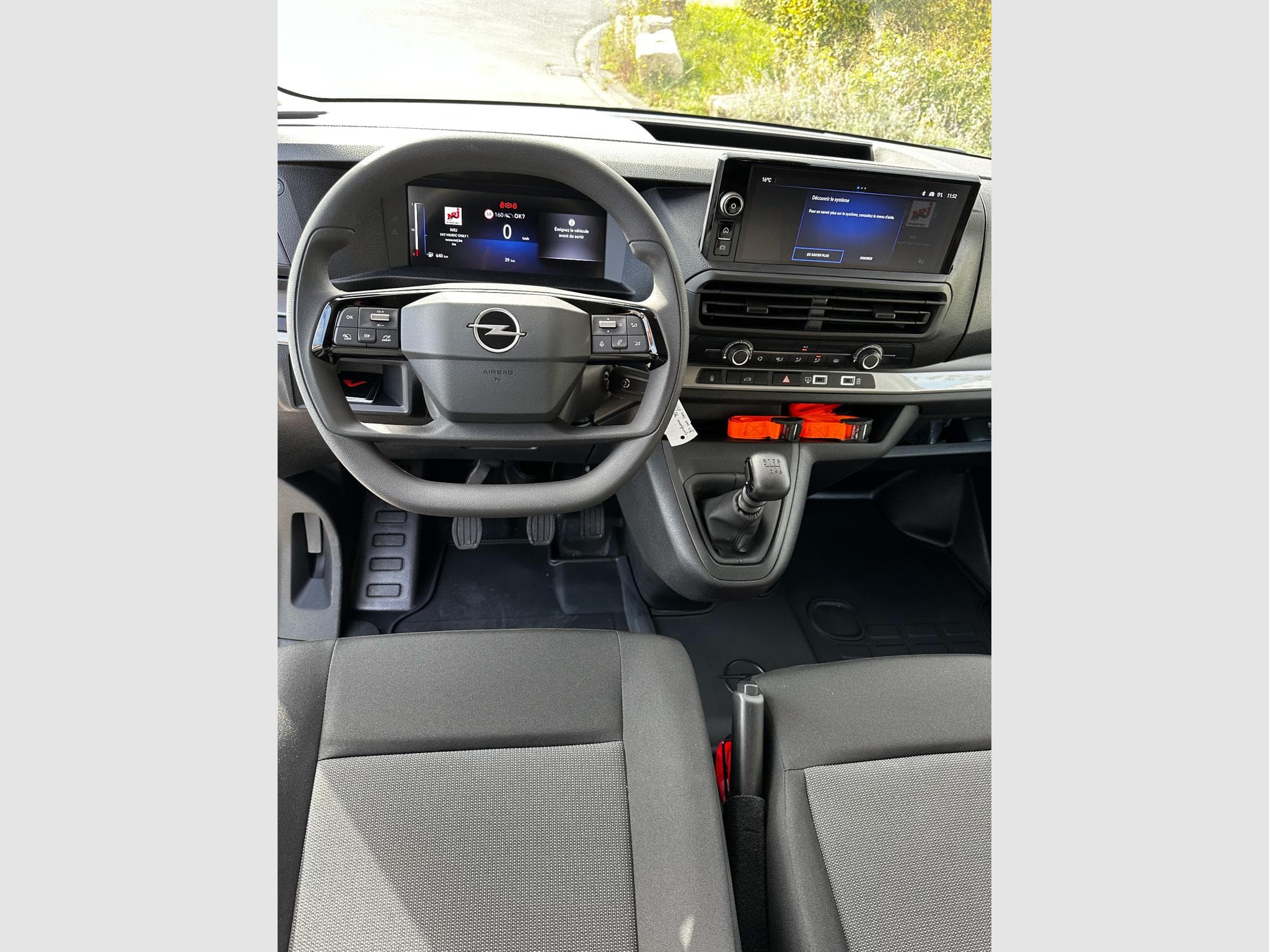 Opel Vivaro L3H1 (2025) - Photo 3