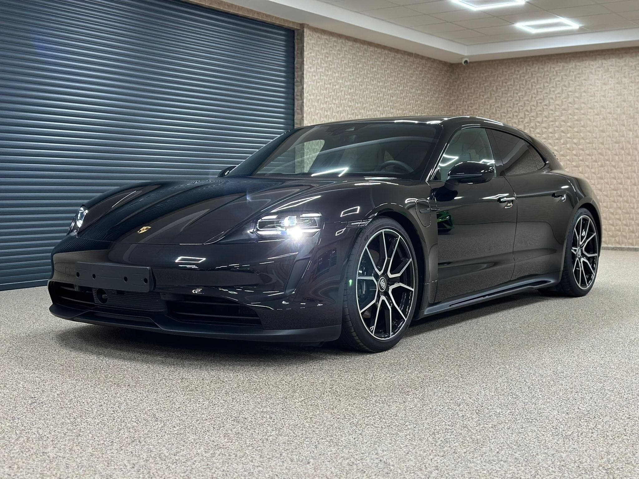 Porsche Taycan 4S SPORT TOURISMO (2024) - Photo 1