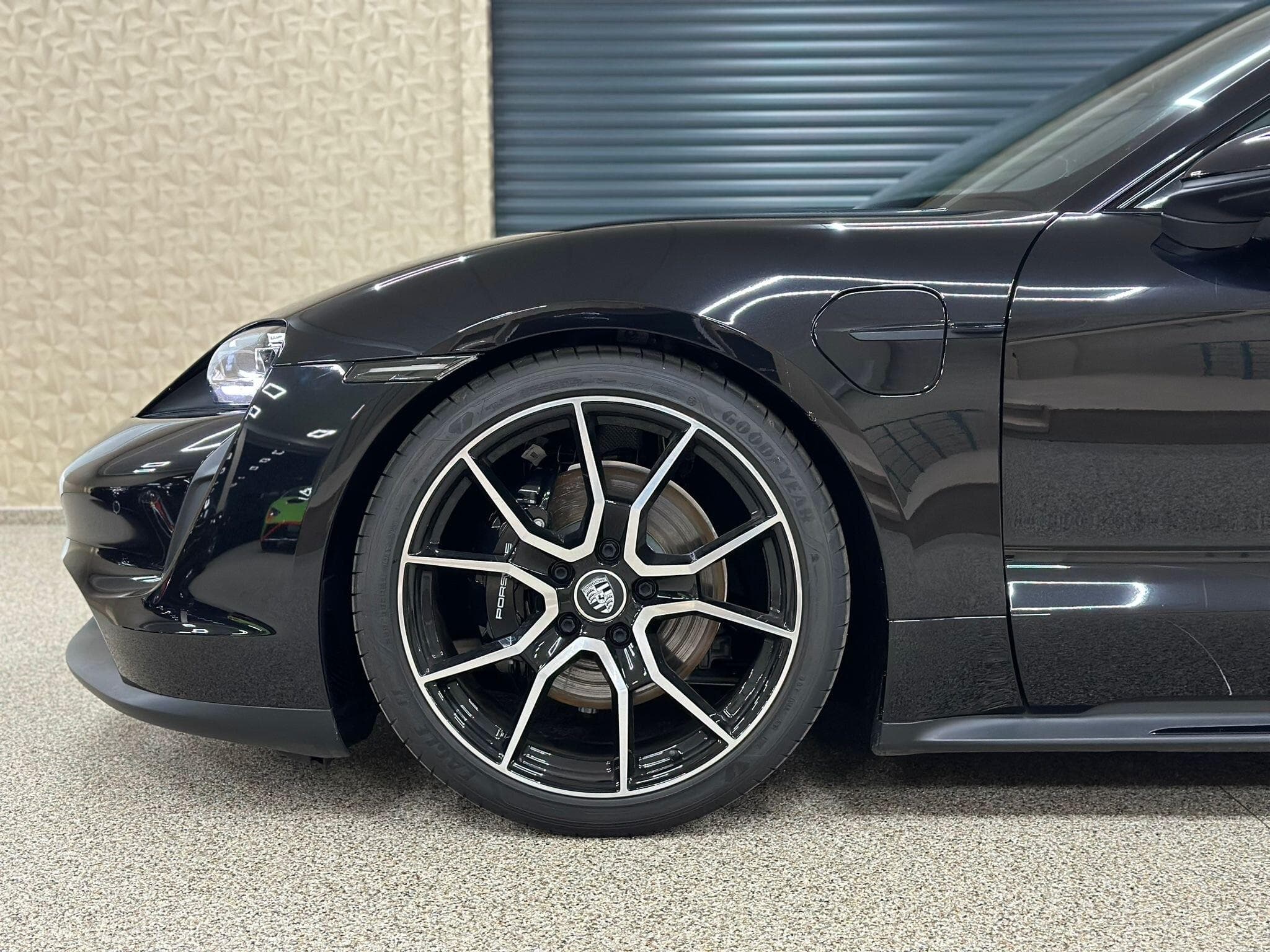 Porsche Taycan 4S SPORT TOURISMO (2024) - Photo 8