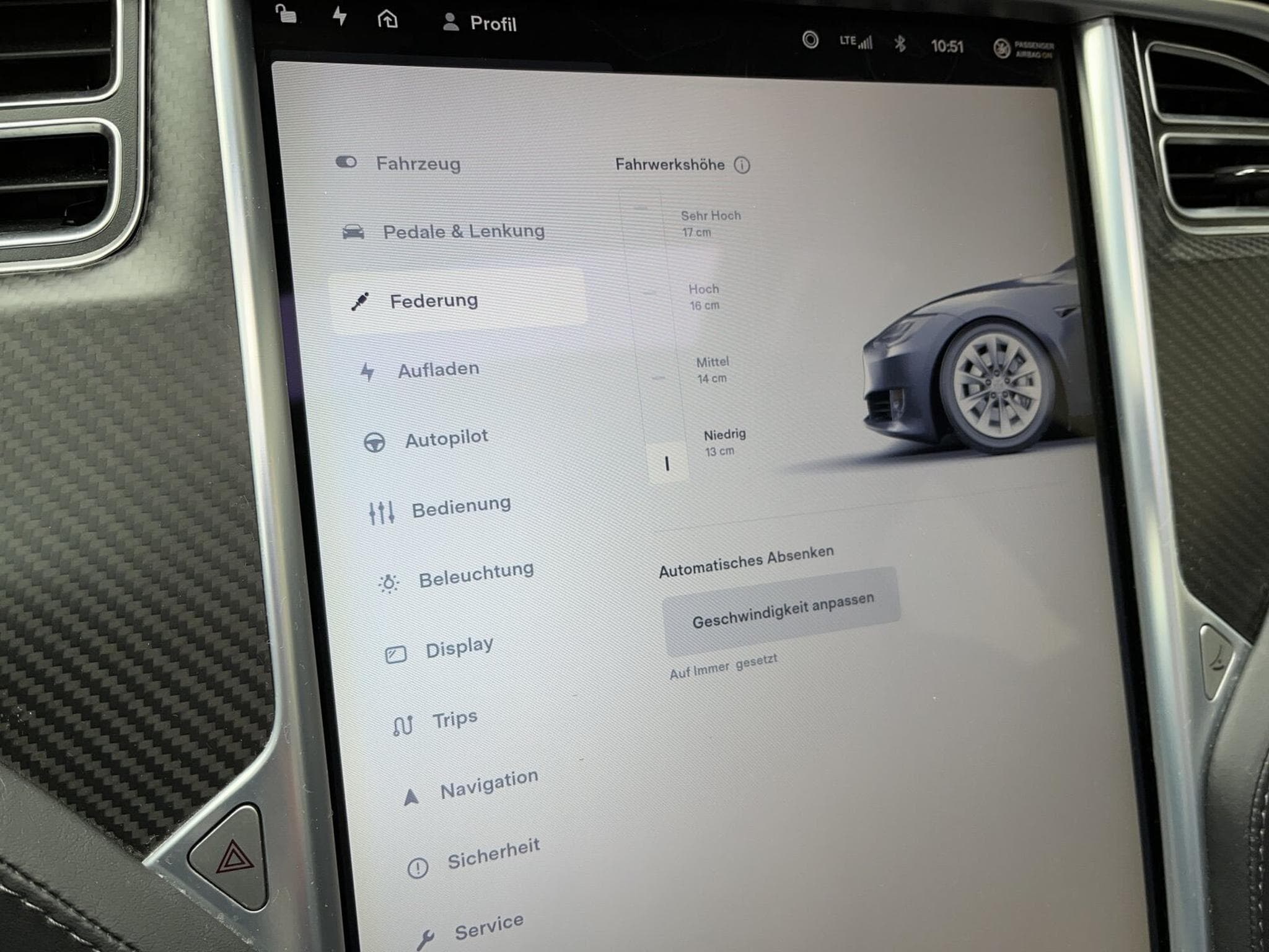Tesla Model S 100D (2018) - Photo 12