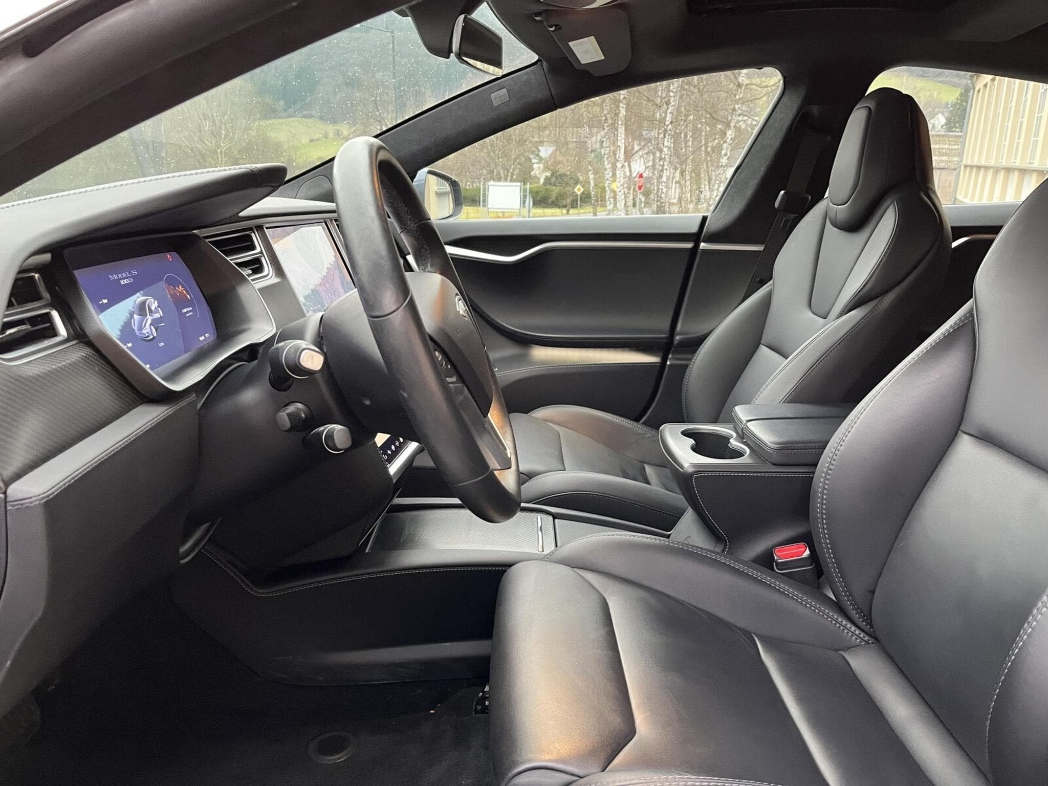 Tesla Model S 100D (2018) - Photo 9