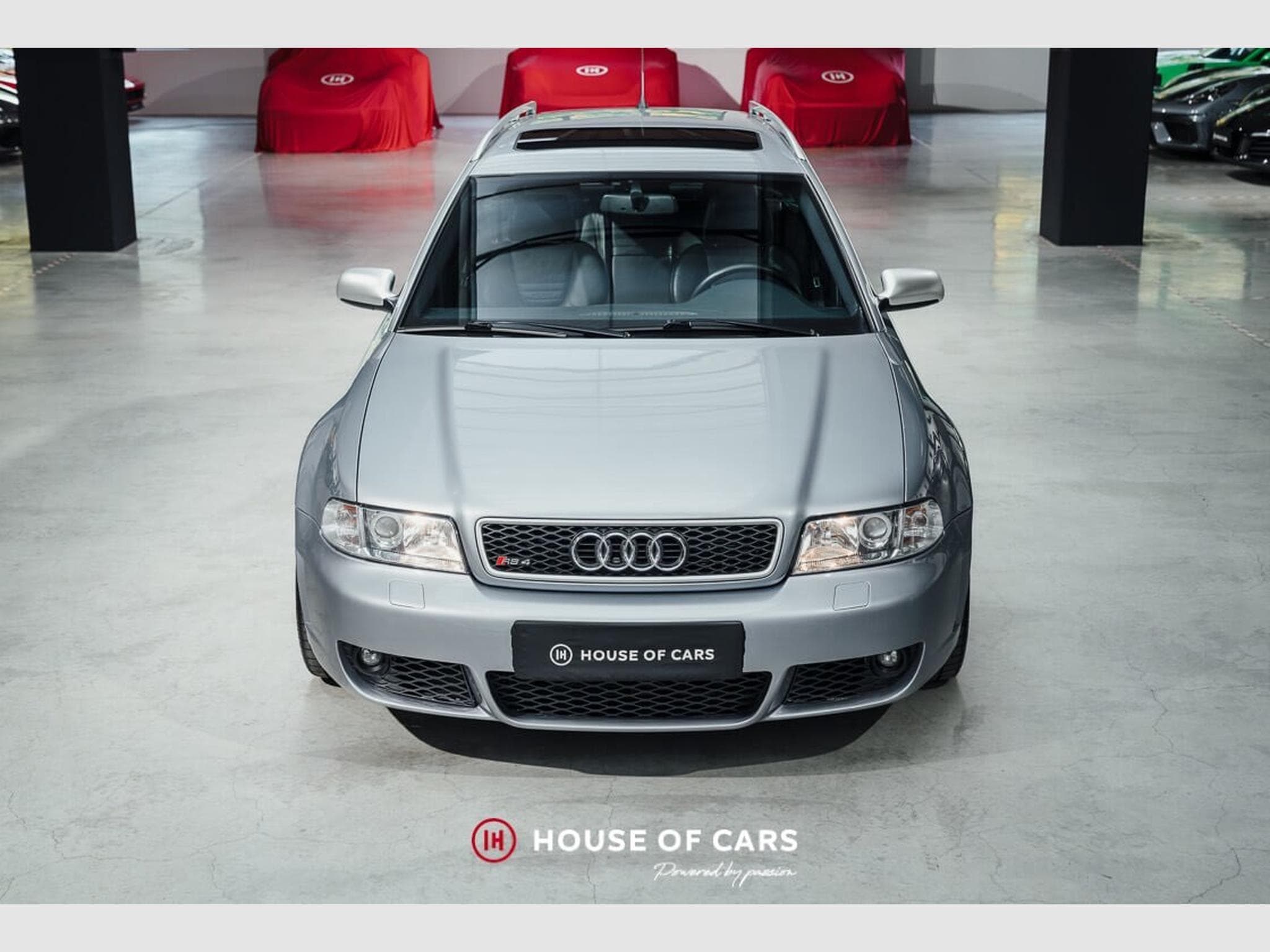 Audi RS4 B5 AVANT AVUS SILVER METALLIC - FULL AUDI HISTORY (2001) - Photo 3