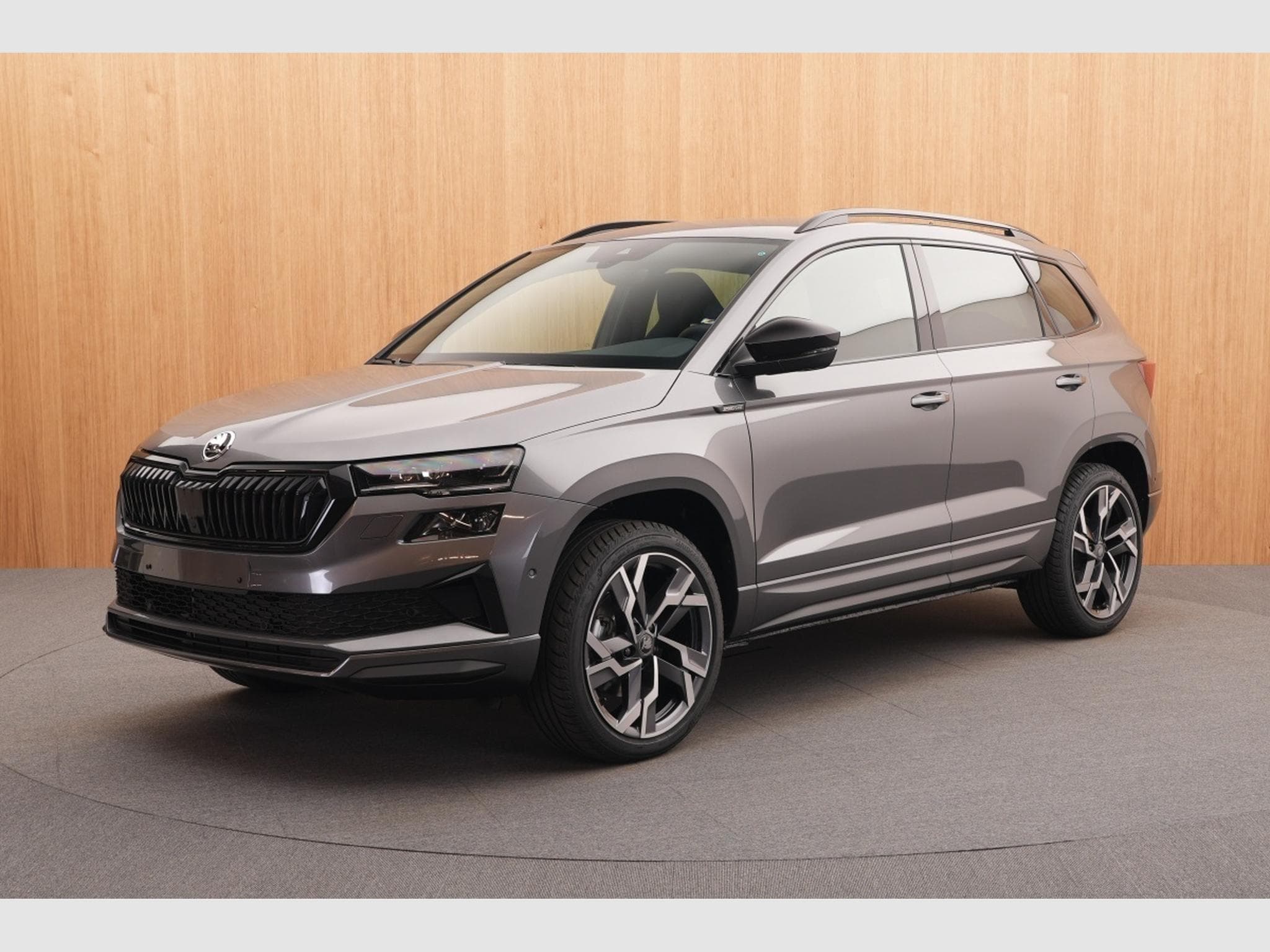 Skoda Karoq Sportline 2.0 TDI 4X4 DSG 110 KW (2026) - Photo 1