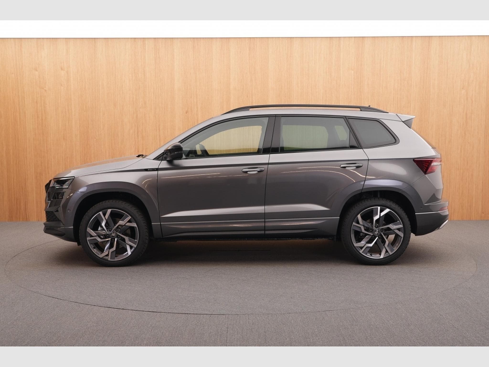 Skoda Karoq Sportline 2.0 TDI 4X4 DSG 110 KW (2026) - Photo 2