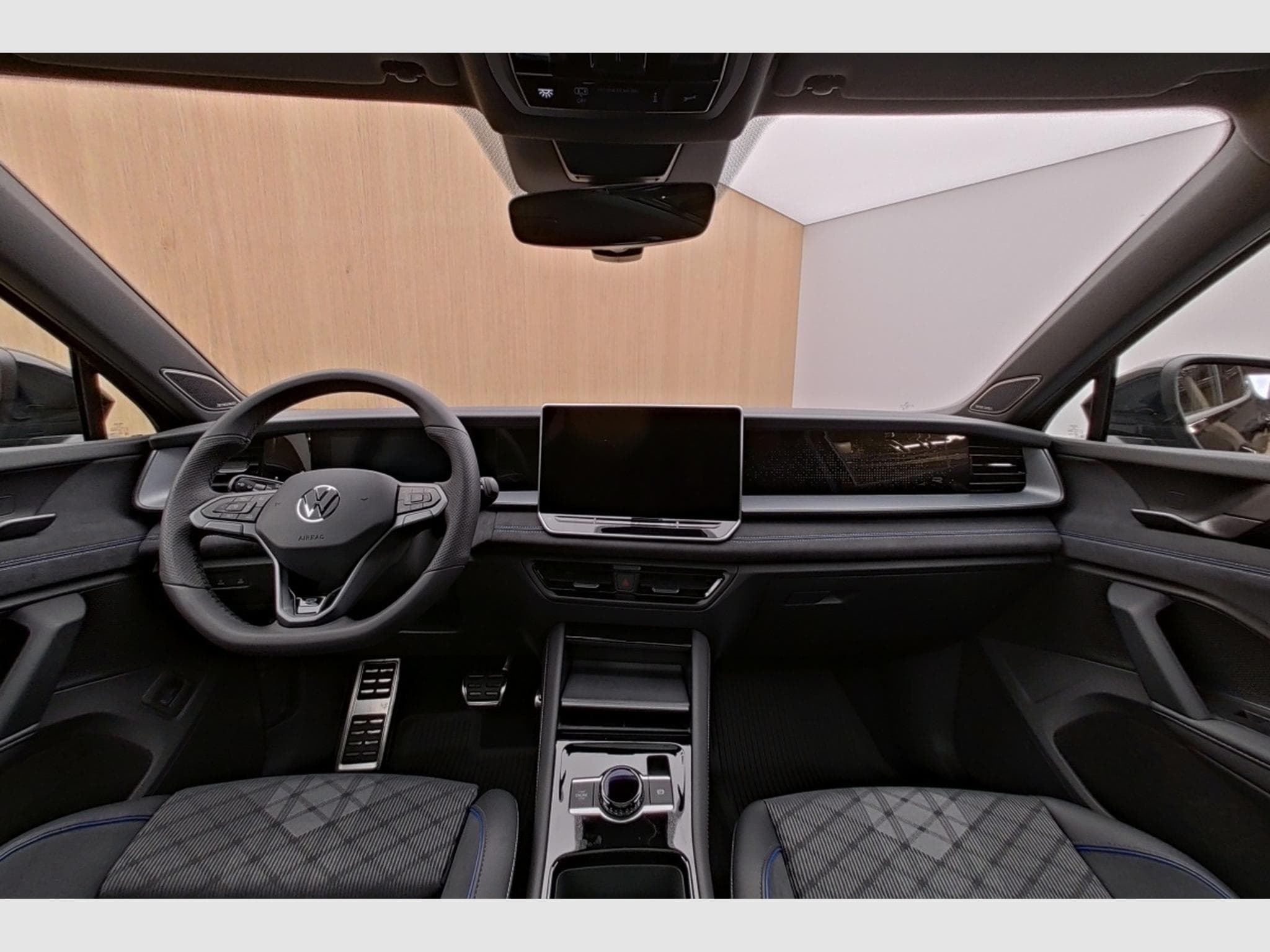 VW Tayron VW Tayron R-Line 2.0 TDI 4x4 DSG 142 kW (2025) - Photo 5