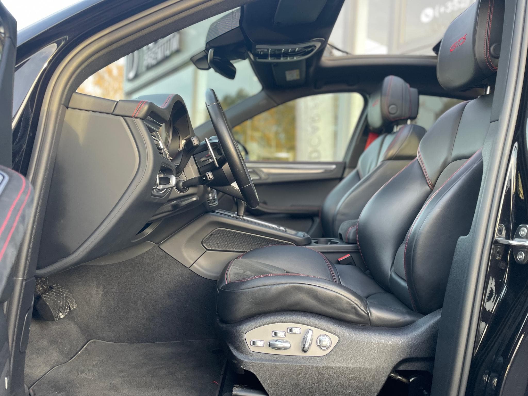 Porsche Macan 2.9 GTS PDK Toit Ouvrant Carbone (2022) - Photo 7
