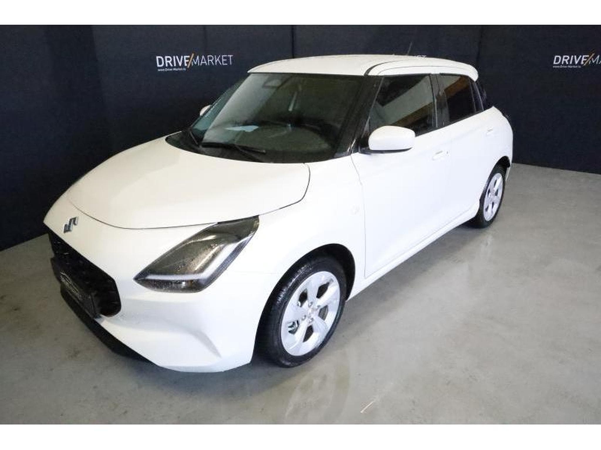Suzuki Swift GL + (2025) - Photo 16