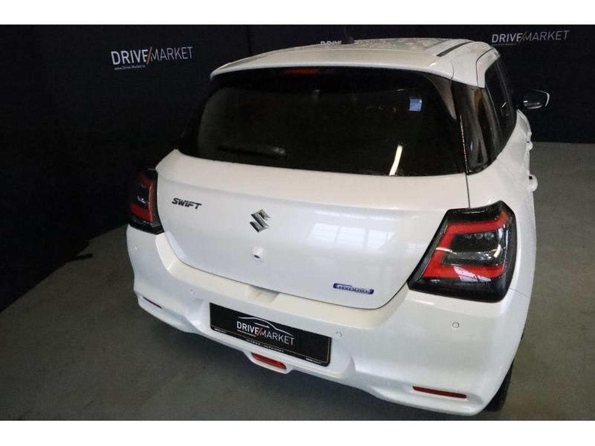 Suzuki Swift GL + (2025) - Photo 19