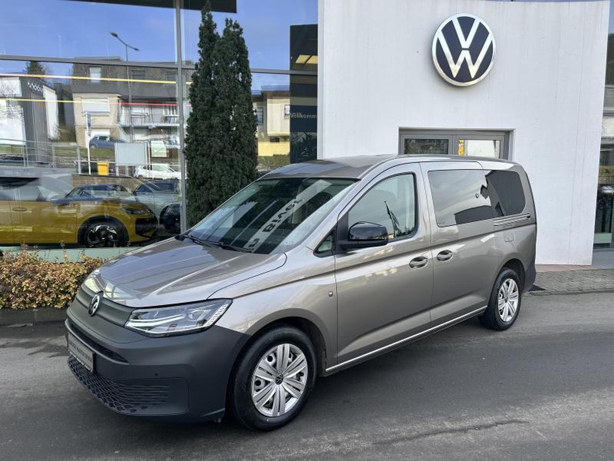 VW Caddy Caddy Maxi (2023) - Photo 2