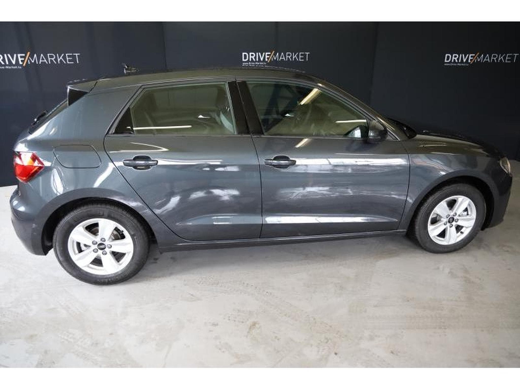 Audi A1 Sportback S Line (2024) - Photo 13