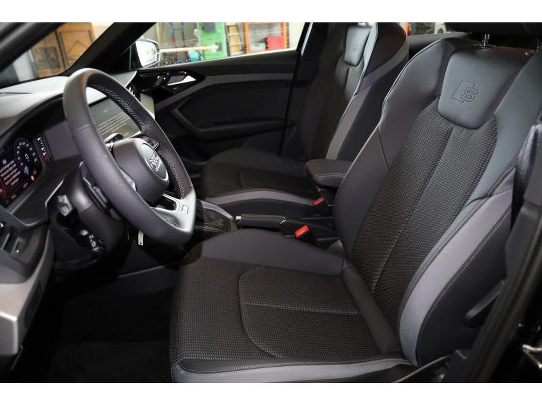Audi A1 Sportback S Line (2024) - Photo 5