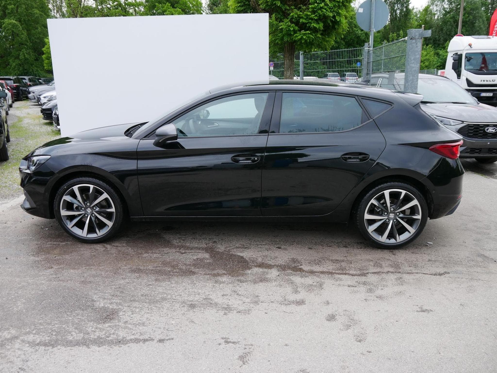 Seat Leon FR 2.0 TDI DSG (2025) - Photo 4