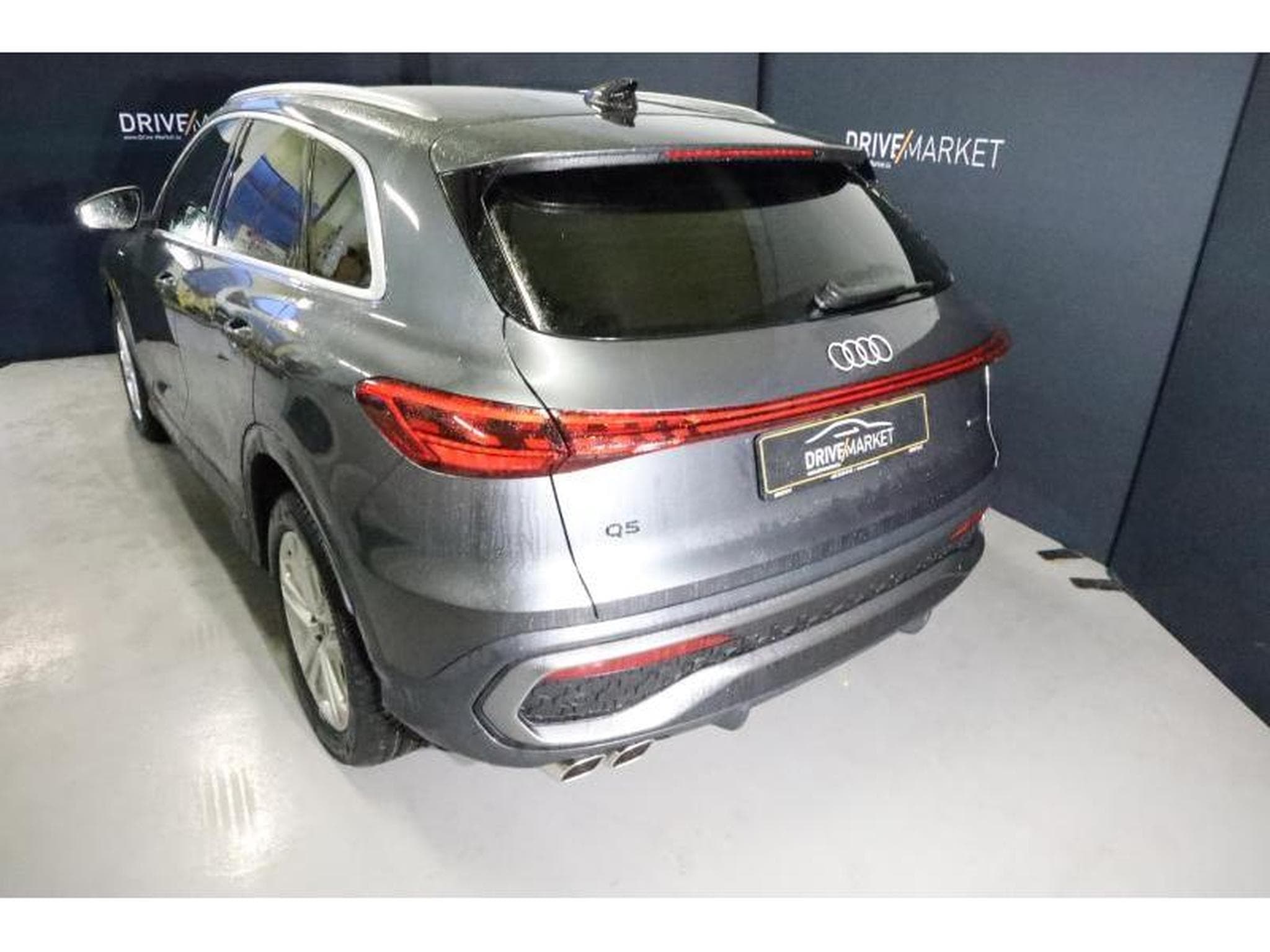 Audi Q5 S line Quattro (2025) - Photo 13