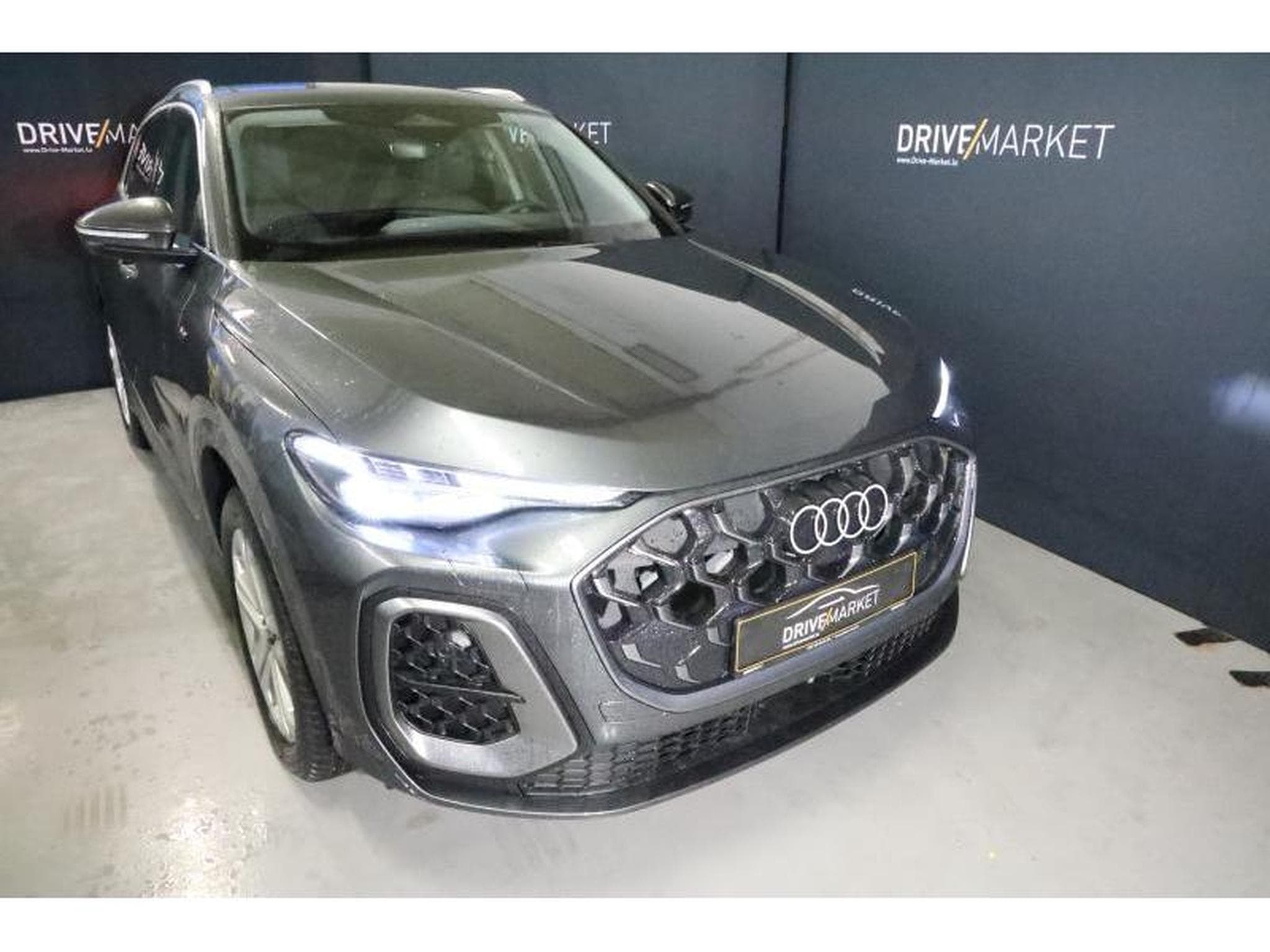 Audi Q5 S line Quattro (2025) - Photo 17