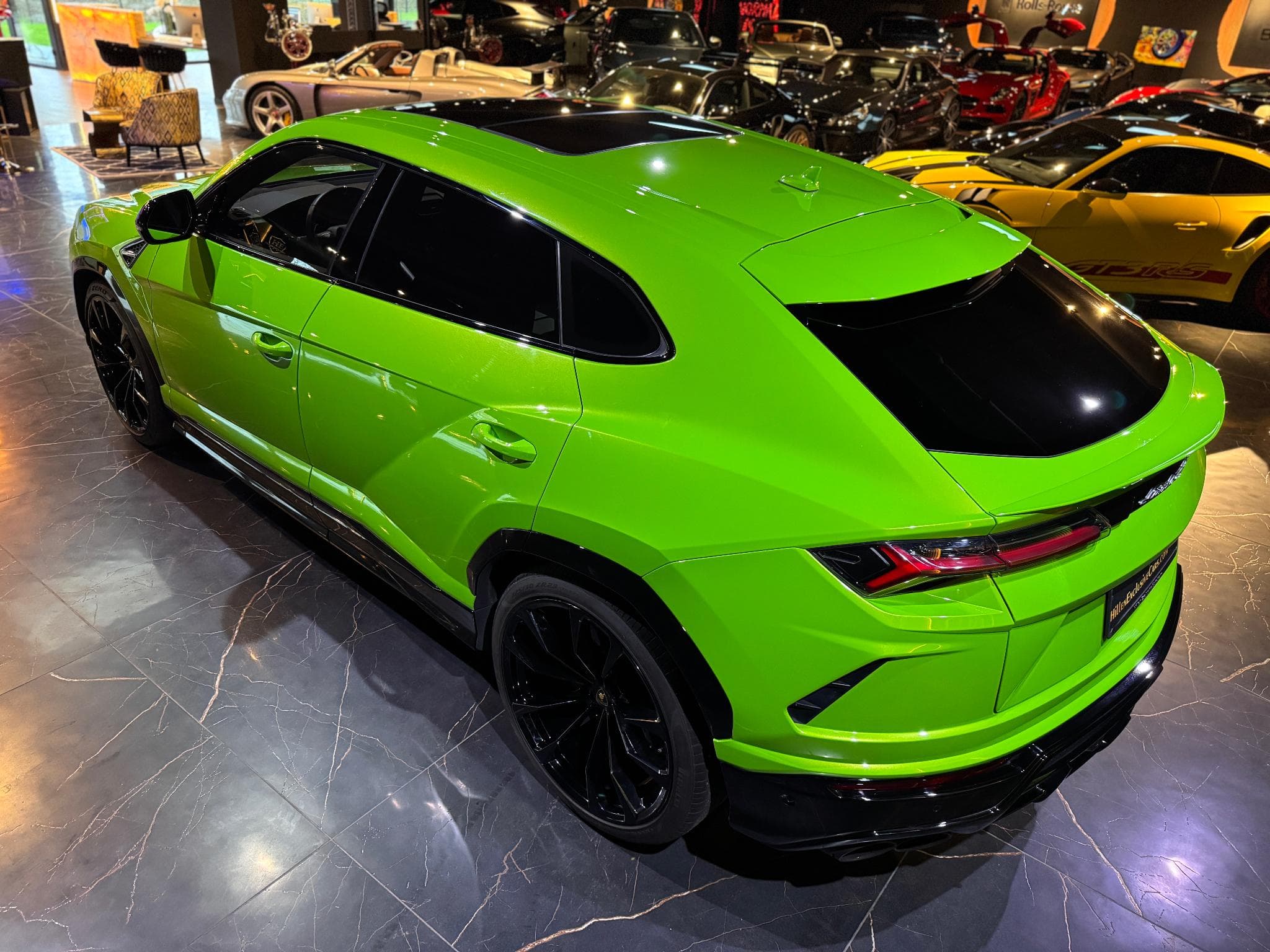 Lamborghini Urus (2022) - Photo 3