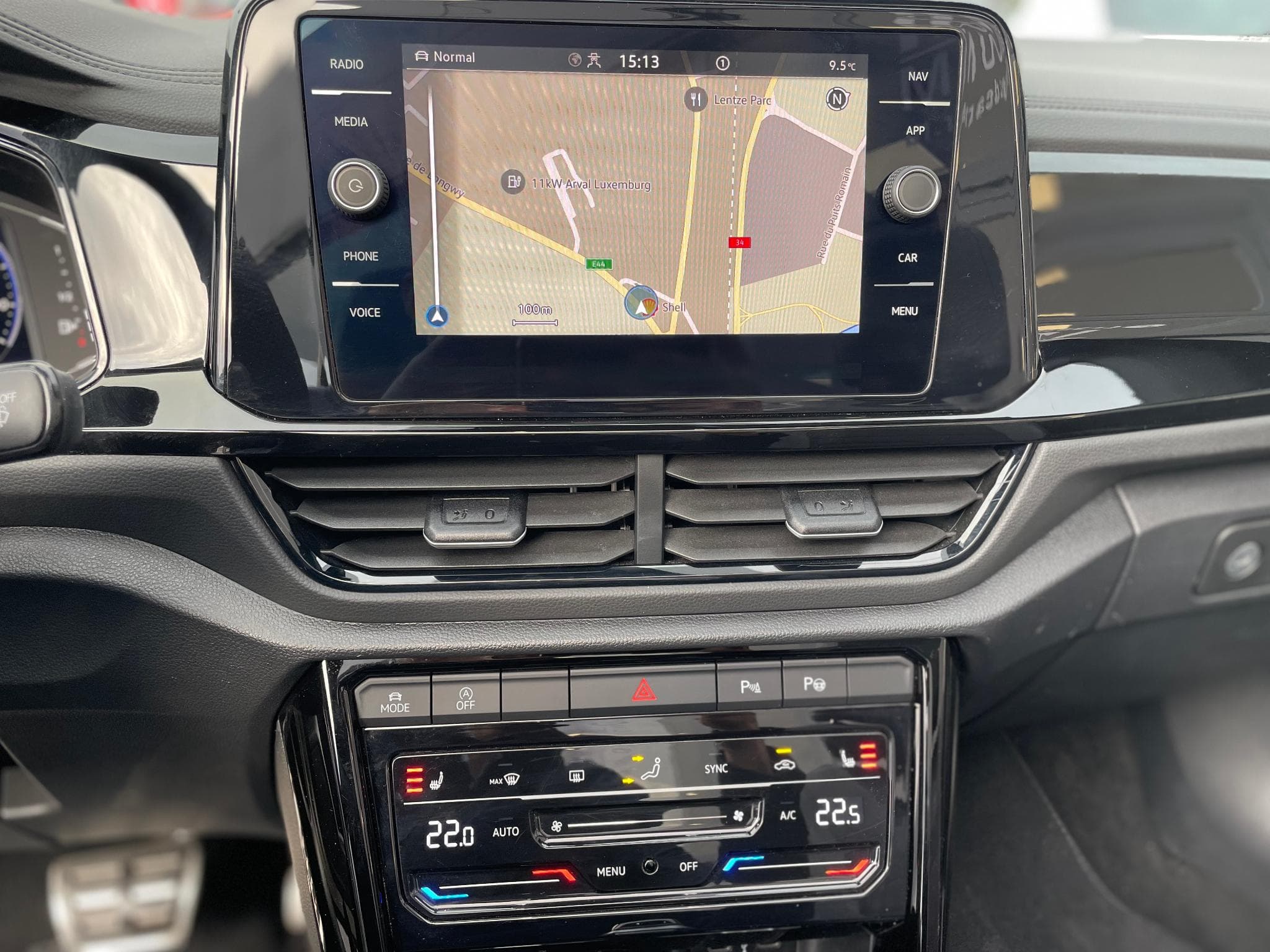 VW T-Roc Cabriolet 1.5 TSI DSG R-Line (2022) - Photo 9