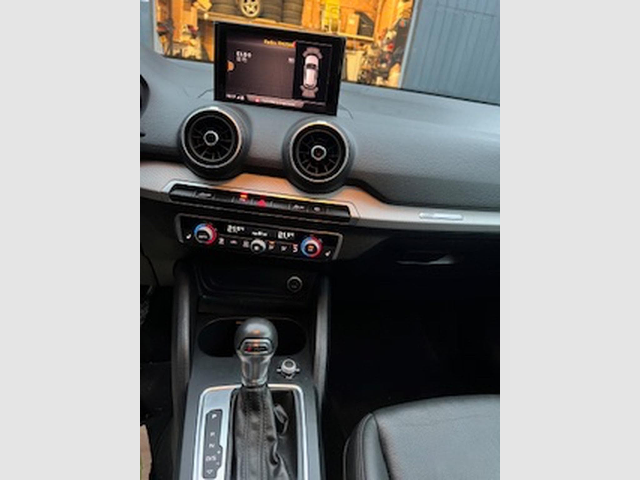 Audi Q2 1,6 TDI 30 S-TRONIC BUSINESS EDITION (2020) - Photo 16