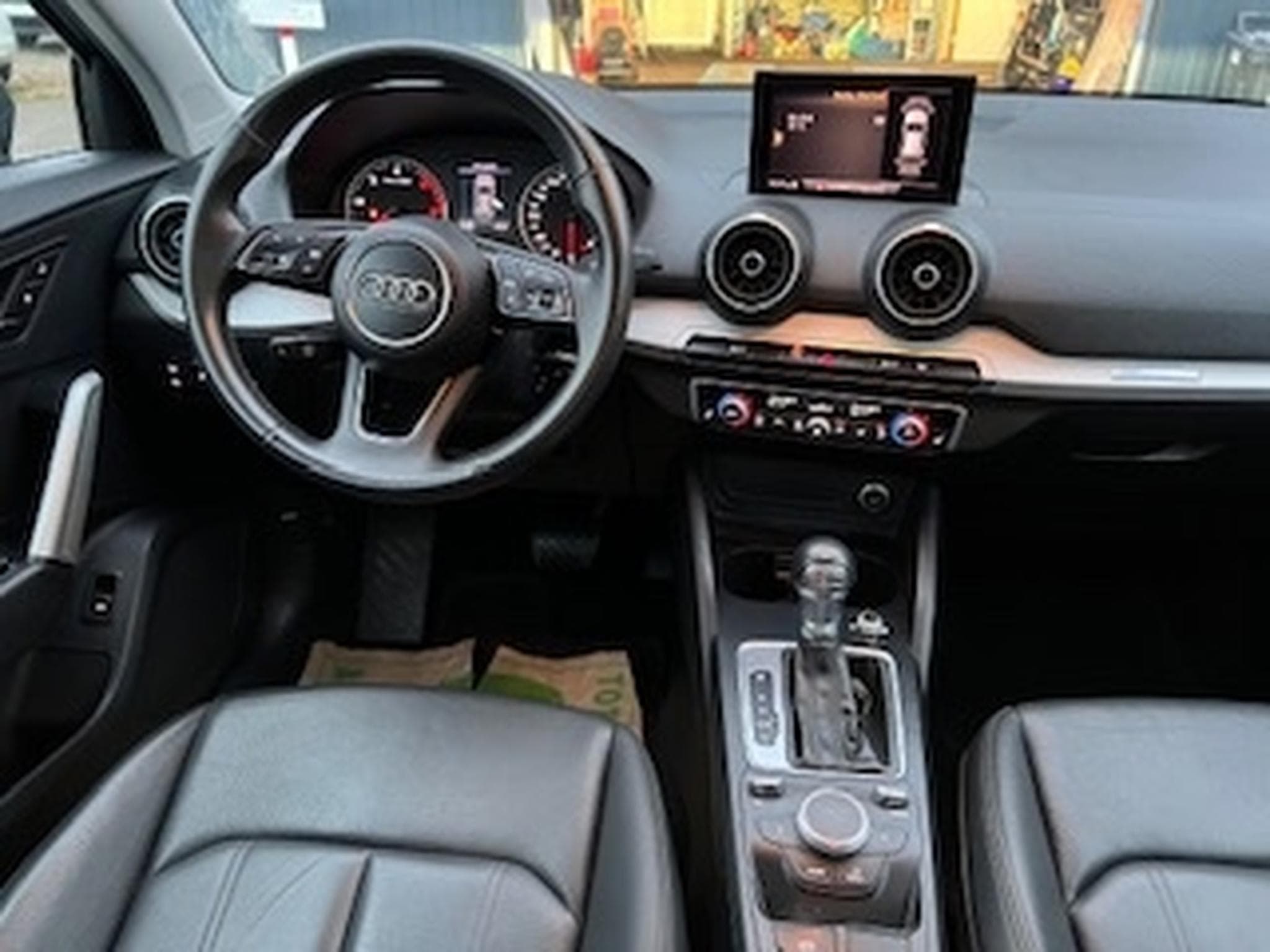 Audi Q2 1,6 TDI 30 S-TRONIC BUSINESS EDITION (2020) - Photo 14