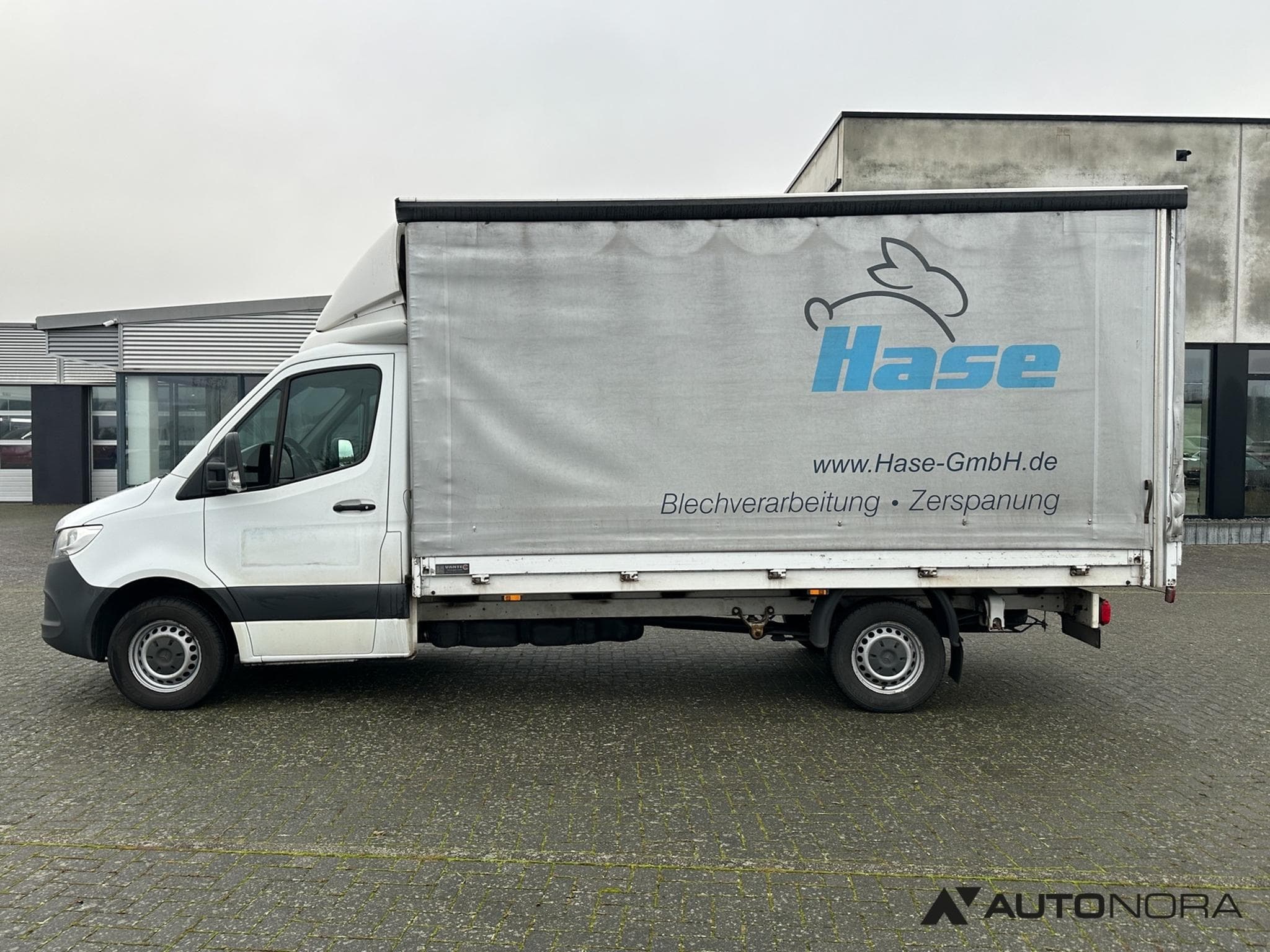 Mercedes Sprinter 319 CDI (2018) - Photo 6
