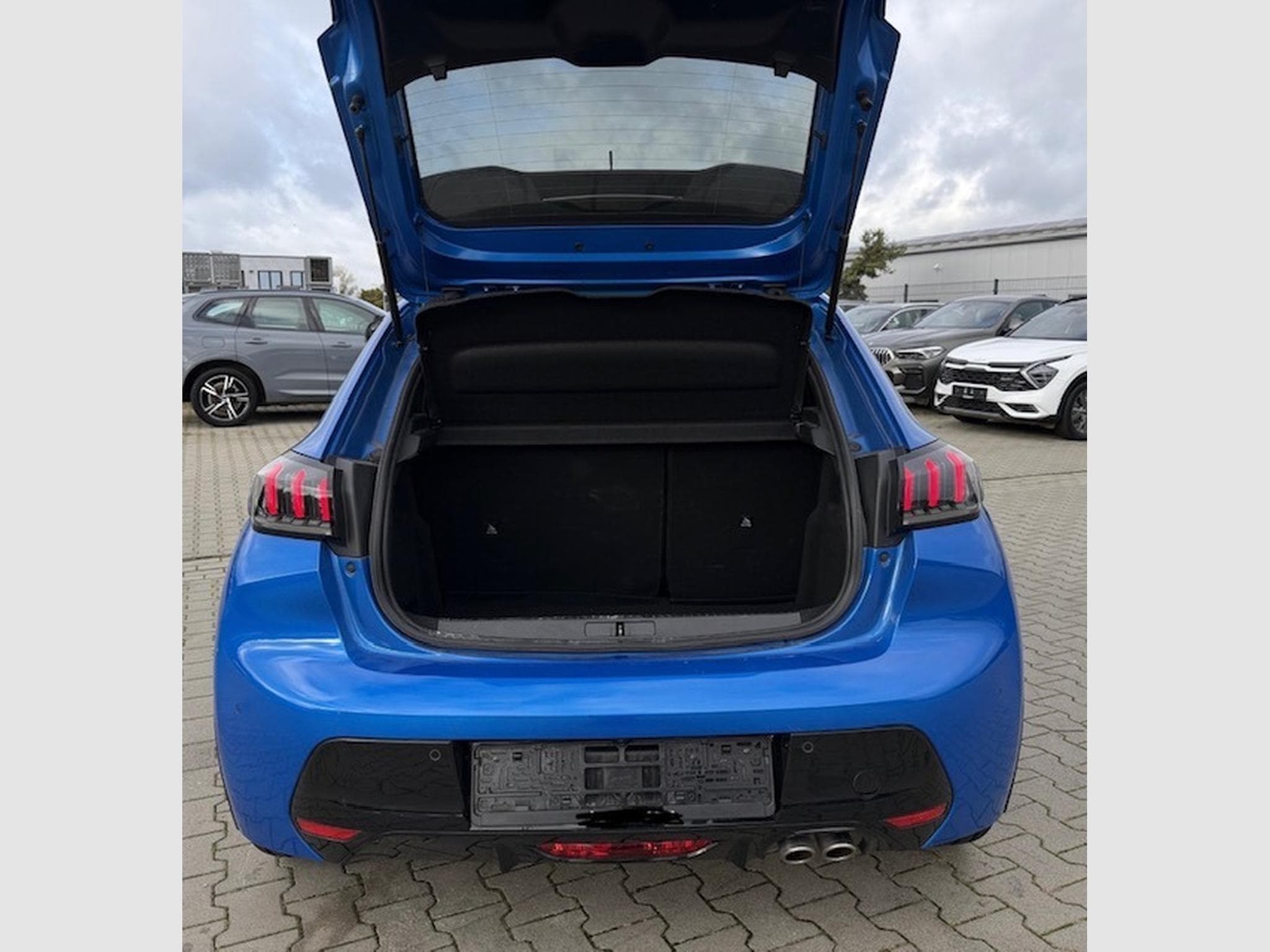 Peugeot 208 1,2 GT_LINE AUTOMATIQUE 130 PS Limited edition (2021) - Photo 7