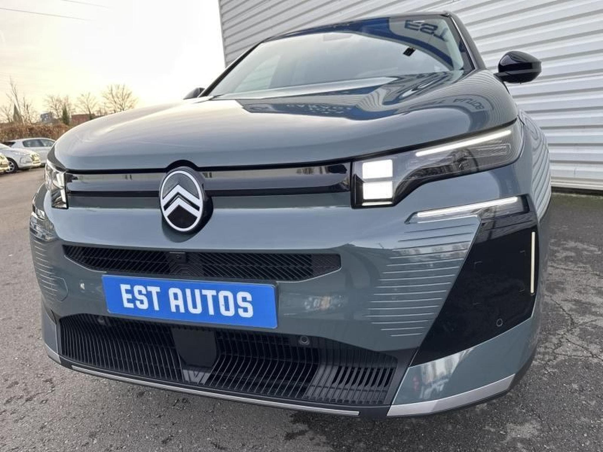 Citroën C5 Aircross C5 Aircross 1.2 Hybride 145ch MAX boite automatique (2025) - Photo 4