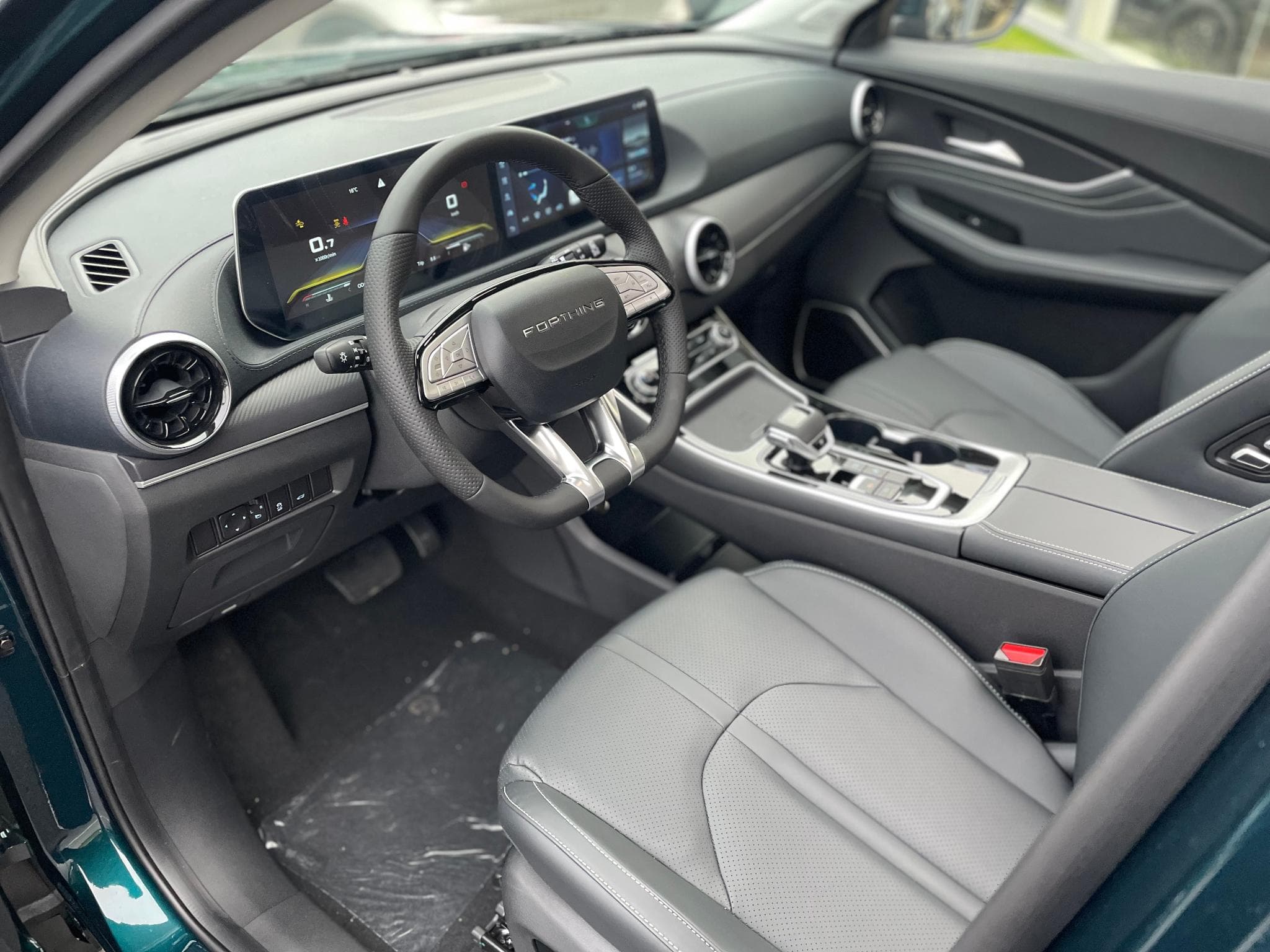 Forthing T5 EVO 1.5 Turbo Auto Neuve (2026) - Photo 6