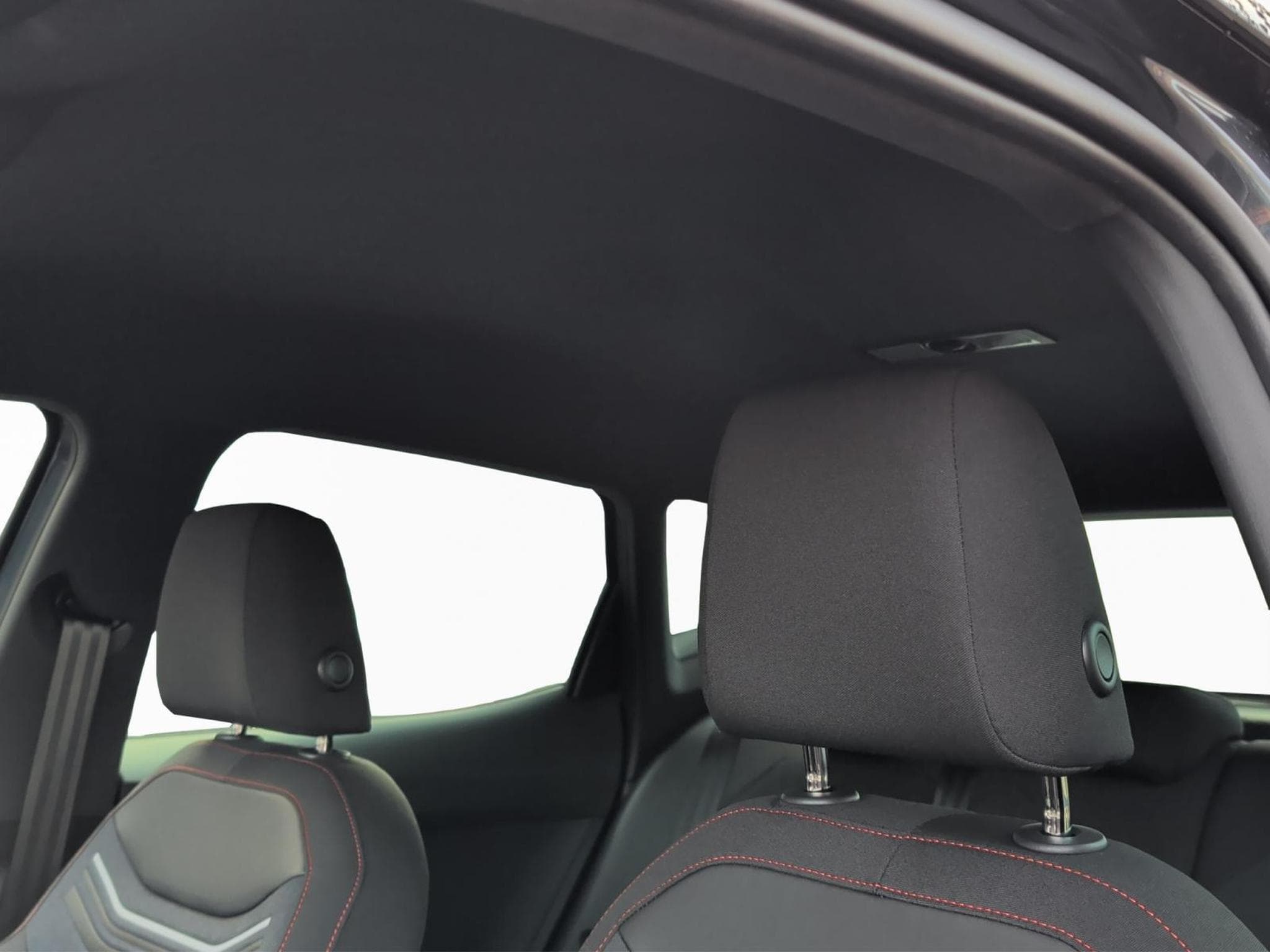 Seat Arona FR (2026) - Photo 15