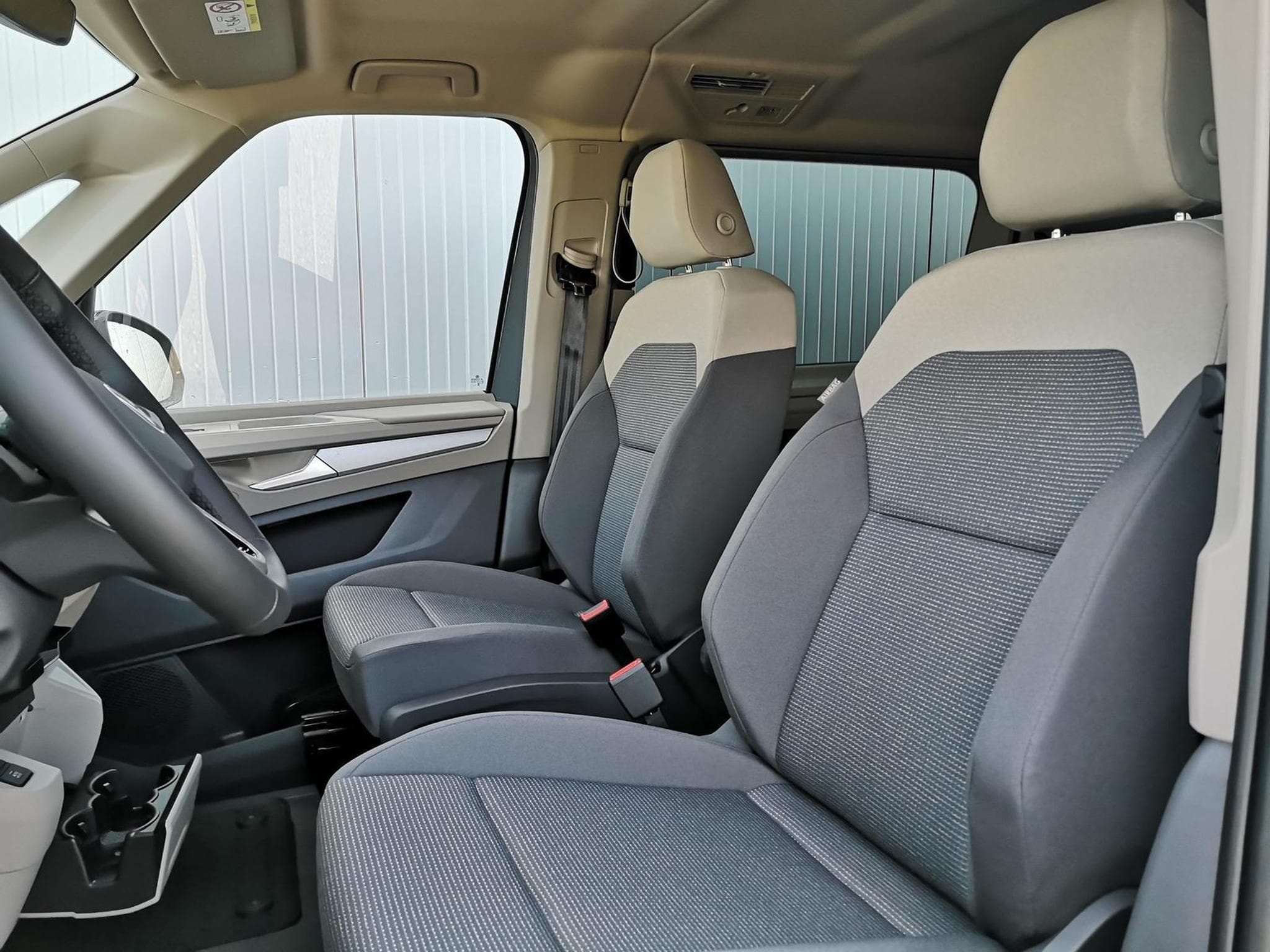 VW T7 2.0 TDI LÜ (2025) - Photo 8