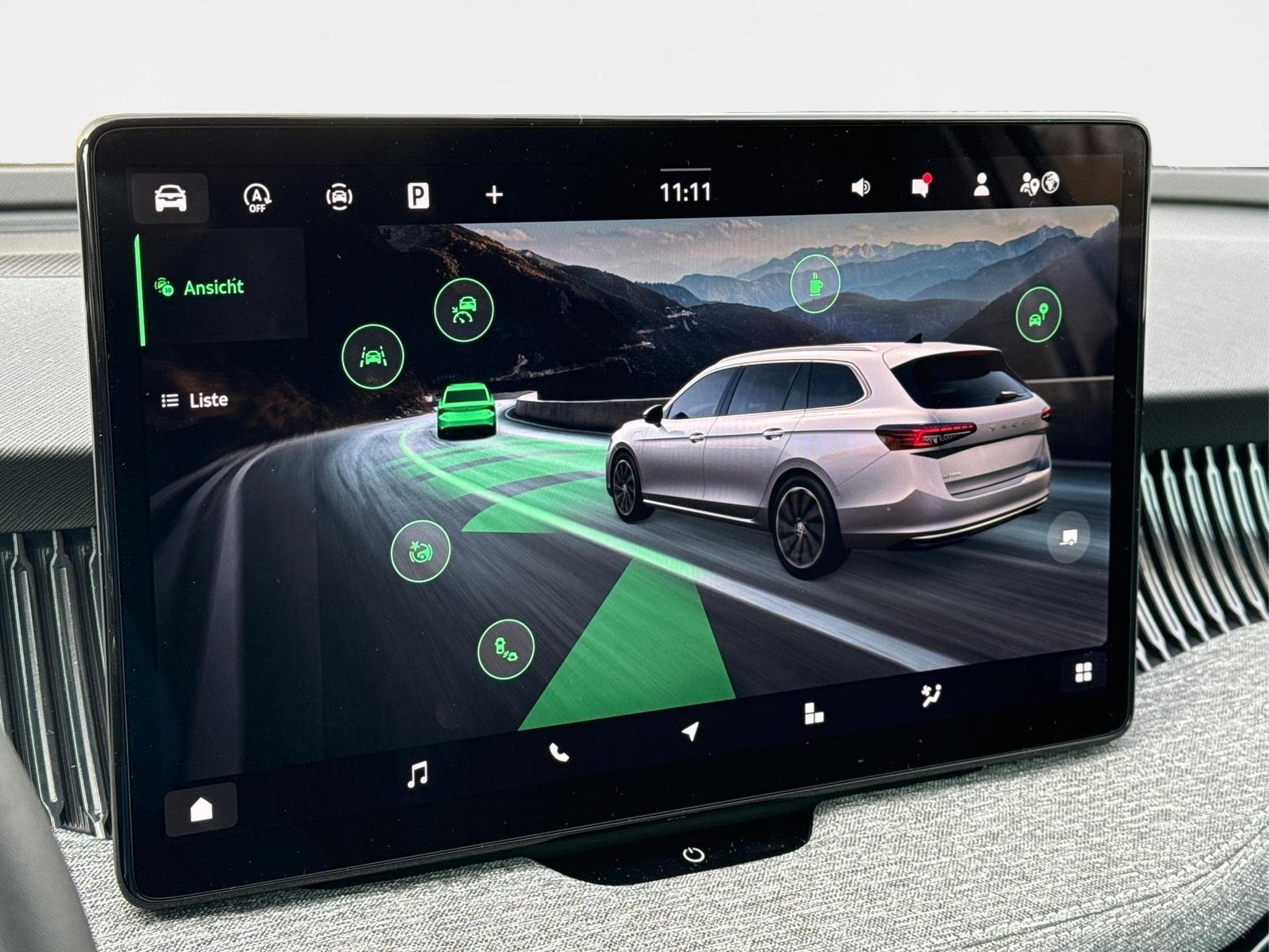 Skoda Superb Selection (2026) - Photo 25