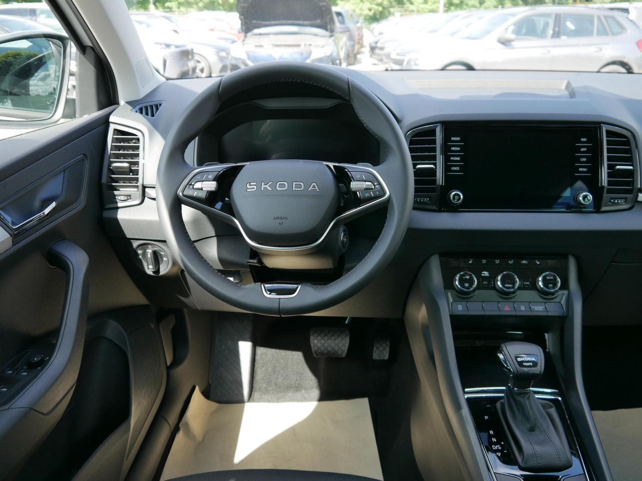 Skoda Karoq Selection (2026) - Photo 11
