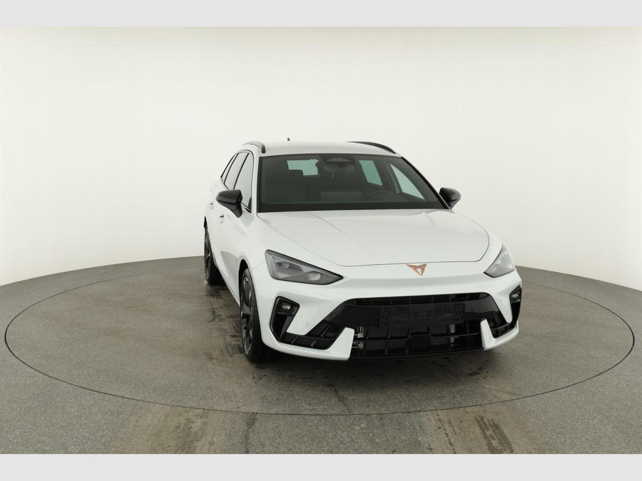 Cupra Leon 1.5 eTSI 110 kW (2026) - Photo 24