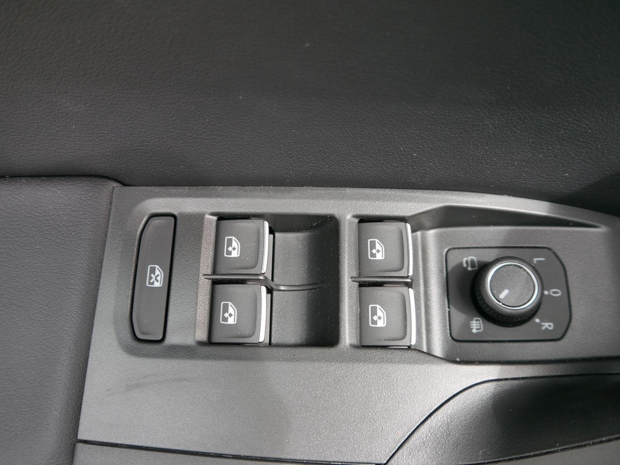 Seat Leon FR 2.0 TDI (2025) - Photo 9
