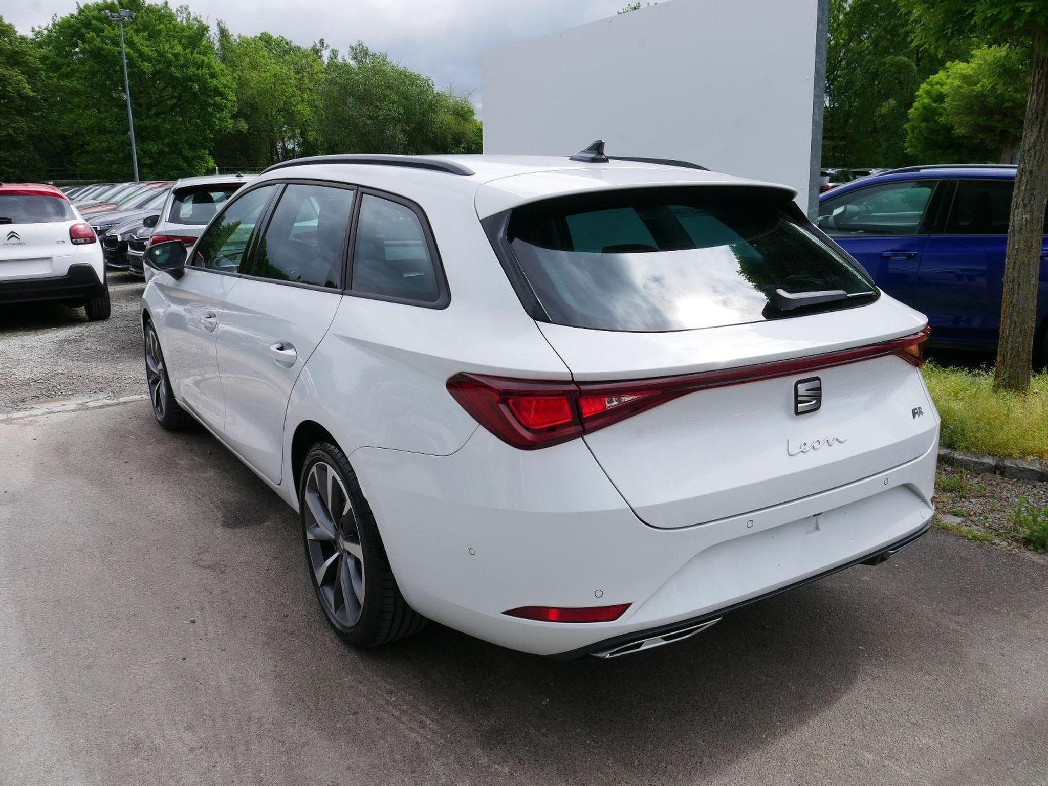 Seat Leon FR 2.0 TDI (2025) - Photo 5