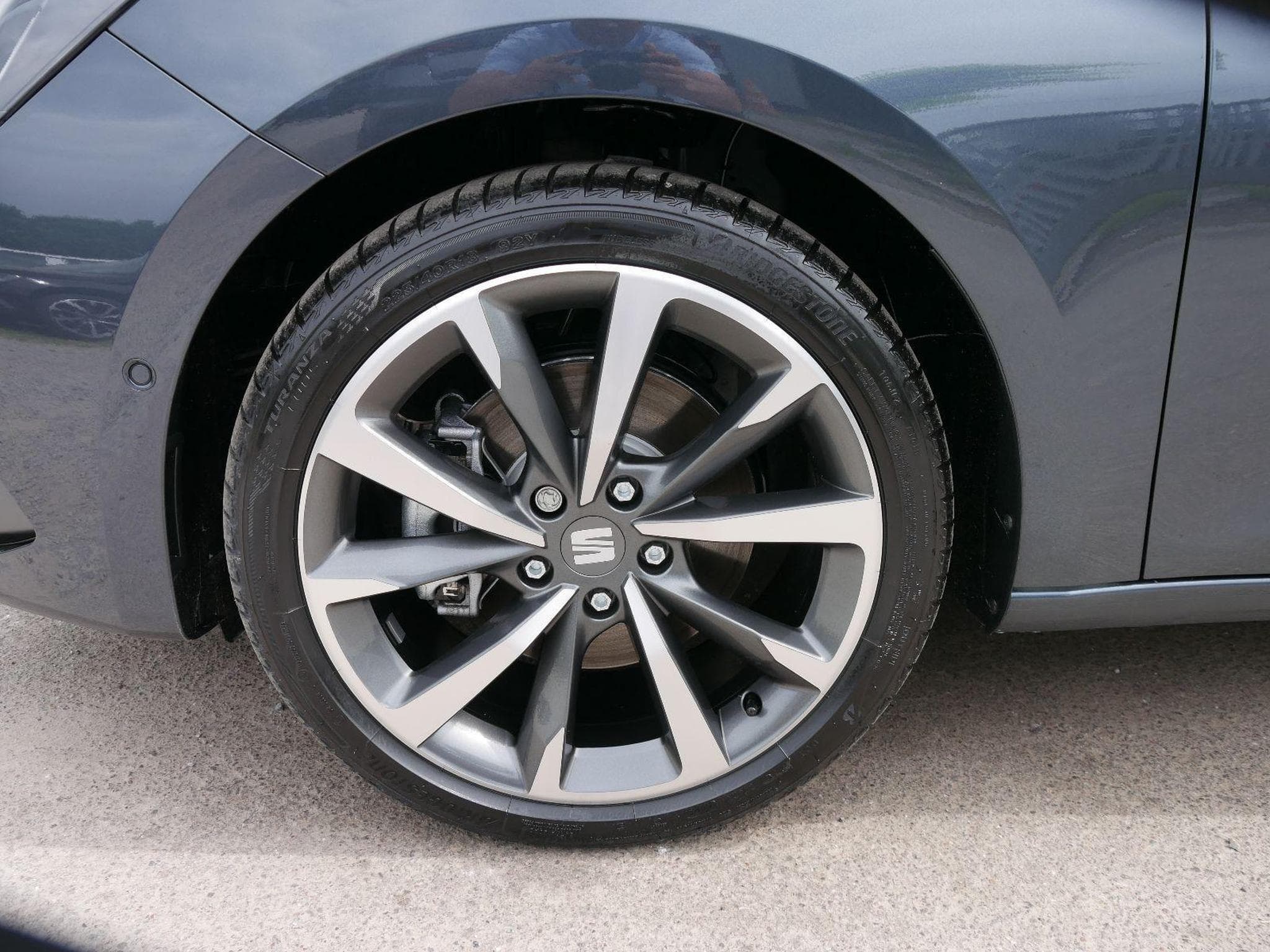 Seat Leon FR 2.0 TDI (2025) - Photo 3