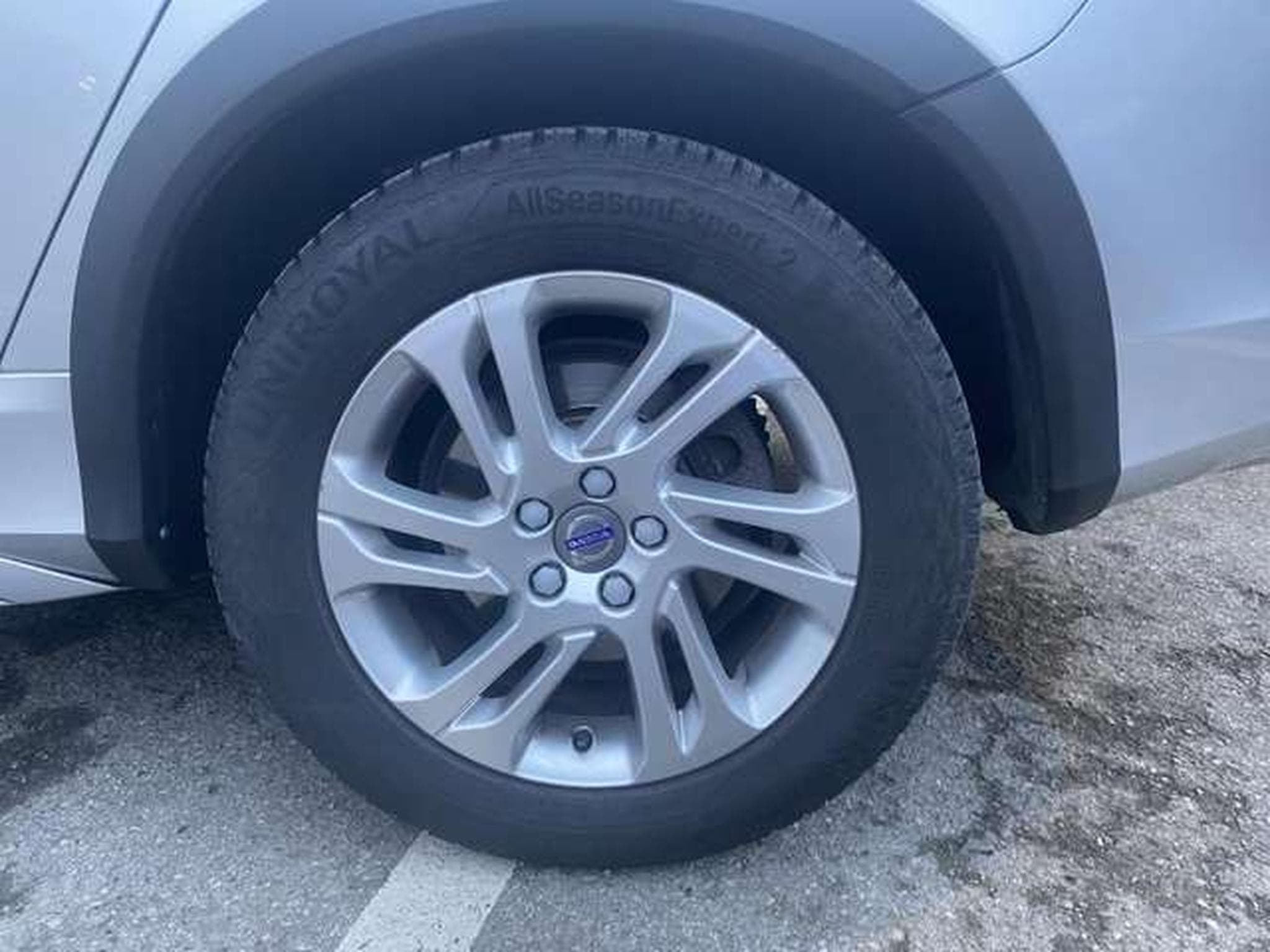 Volvo V60 vente privé (2018) - Photo 17
