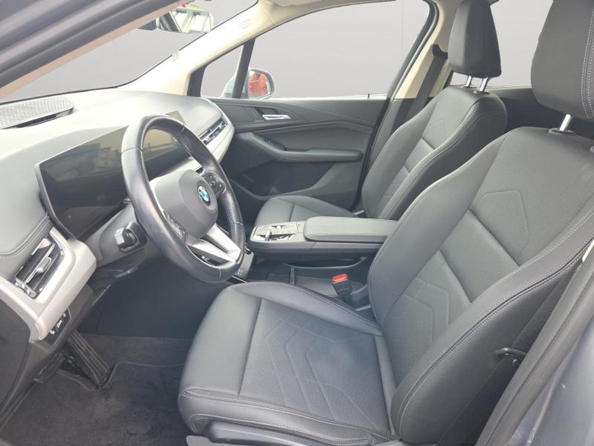 BMW 218 Active Tourer / Essence (2023) - Photo 12